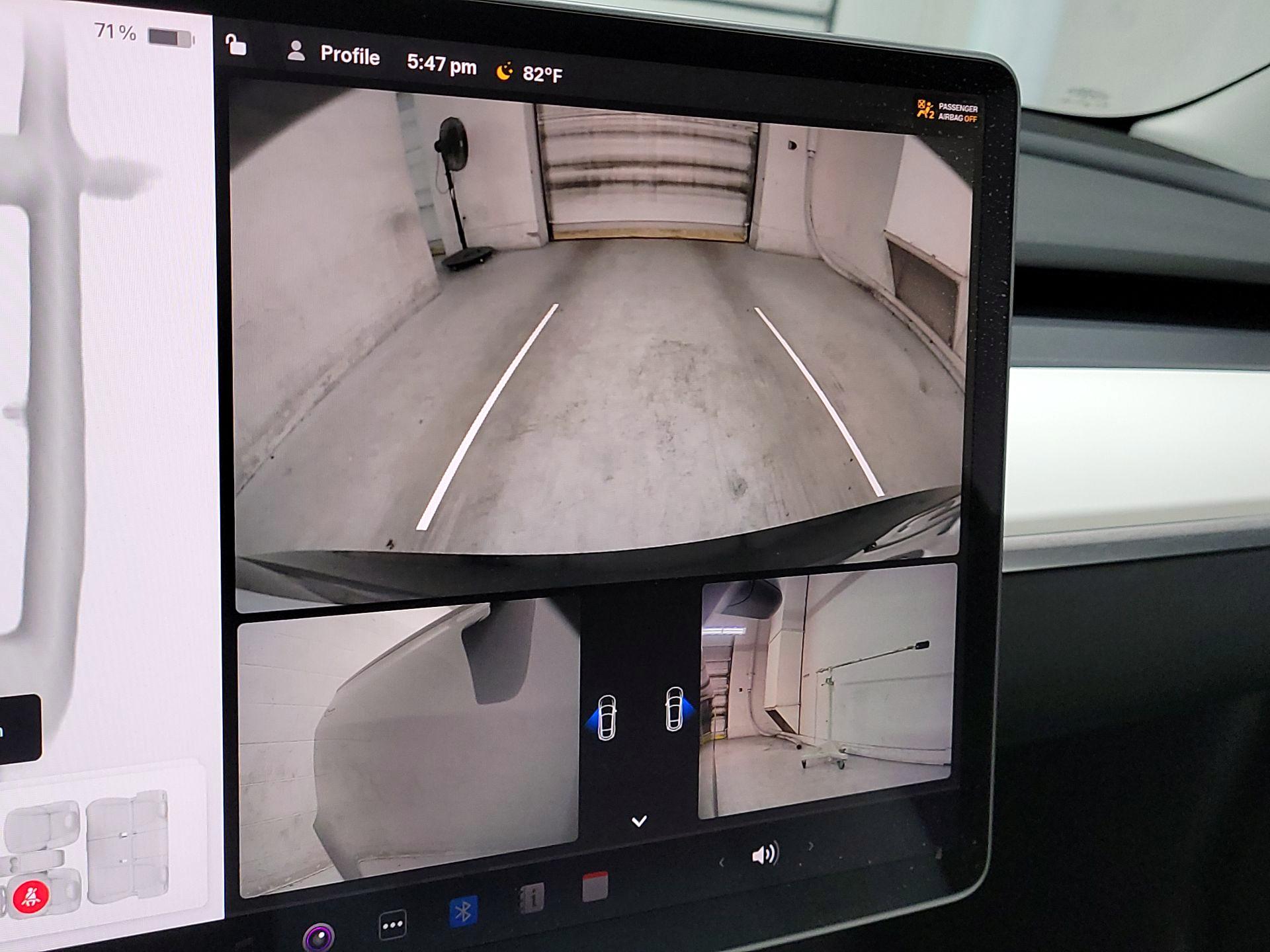 Thumbnail: 2023 Tesla Model 3 - 11