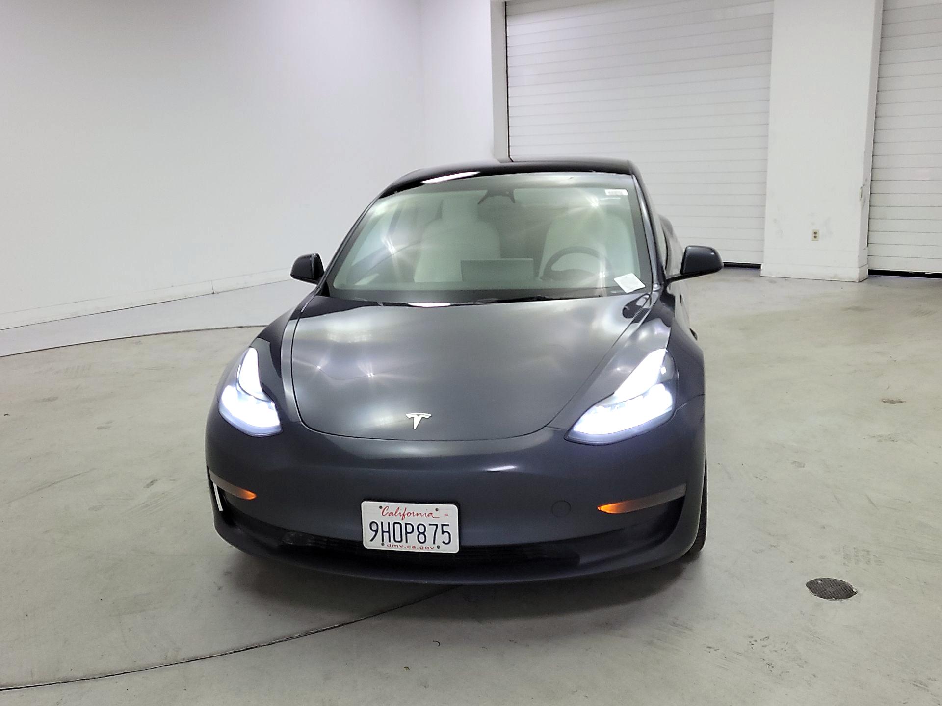 Thumbnail: 2023 Tesla Model 3 - 2
