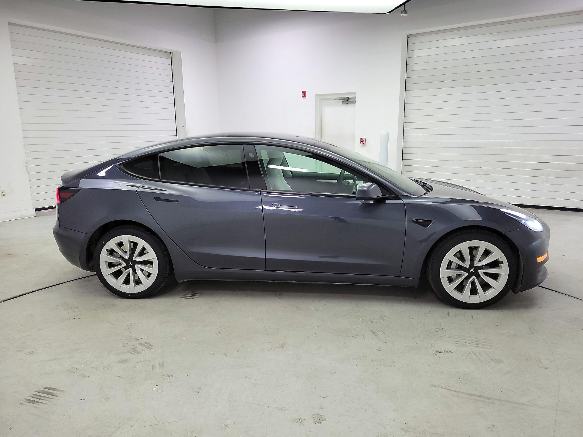 Thumbnail: 2023 Tesla Model 3 - 4