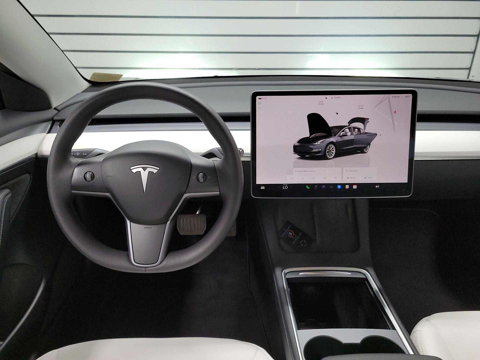 Thumbnail: 2023 Tesla Model 3 - 8