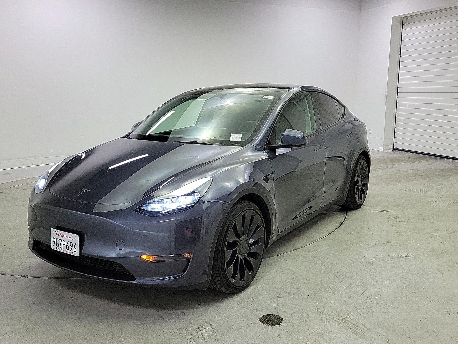 Thumbnail: 2023 Tesla Model Y - 3