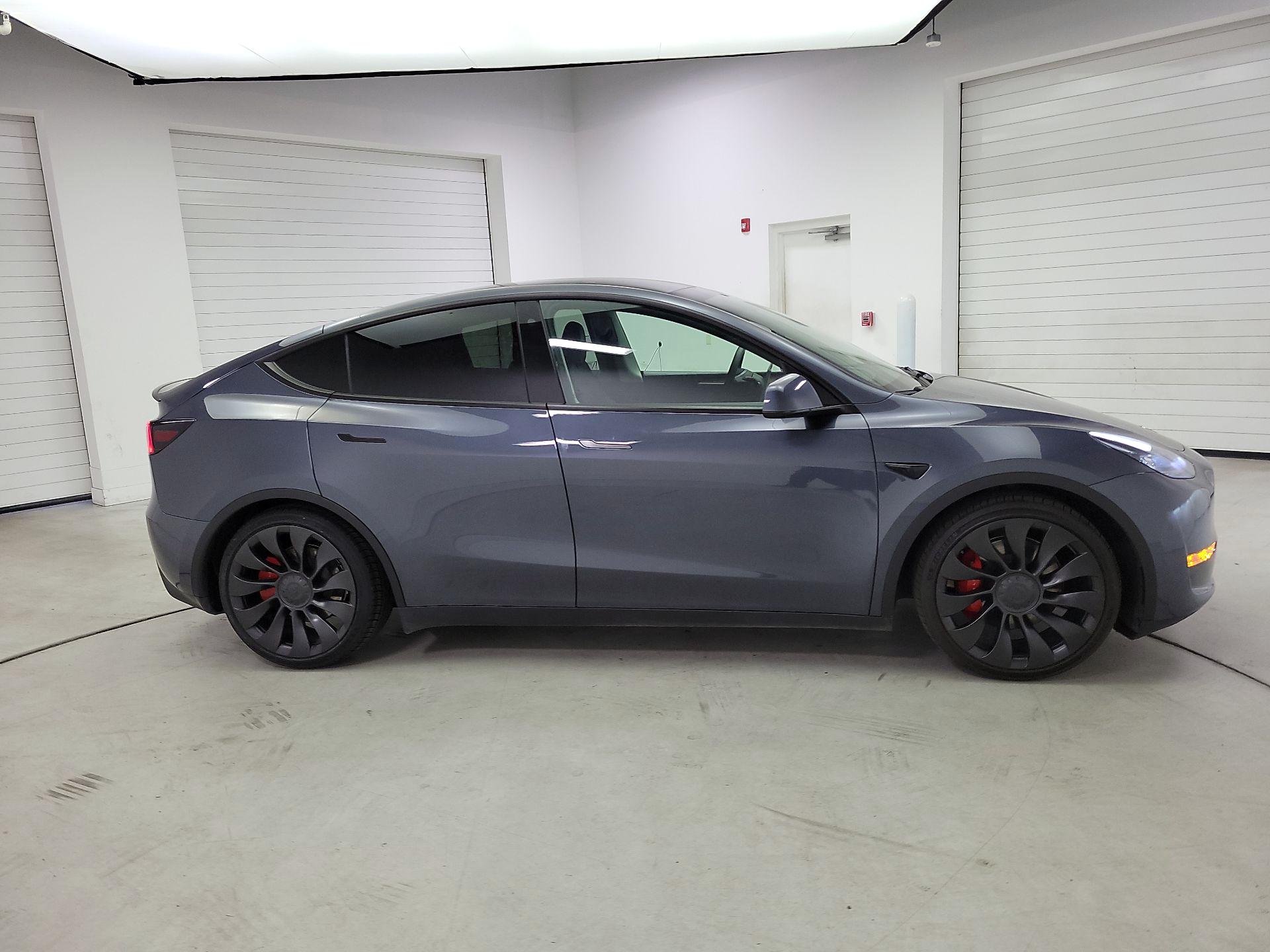 Thumbnail: 2023 Tesla Model Y - 4