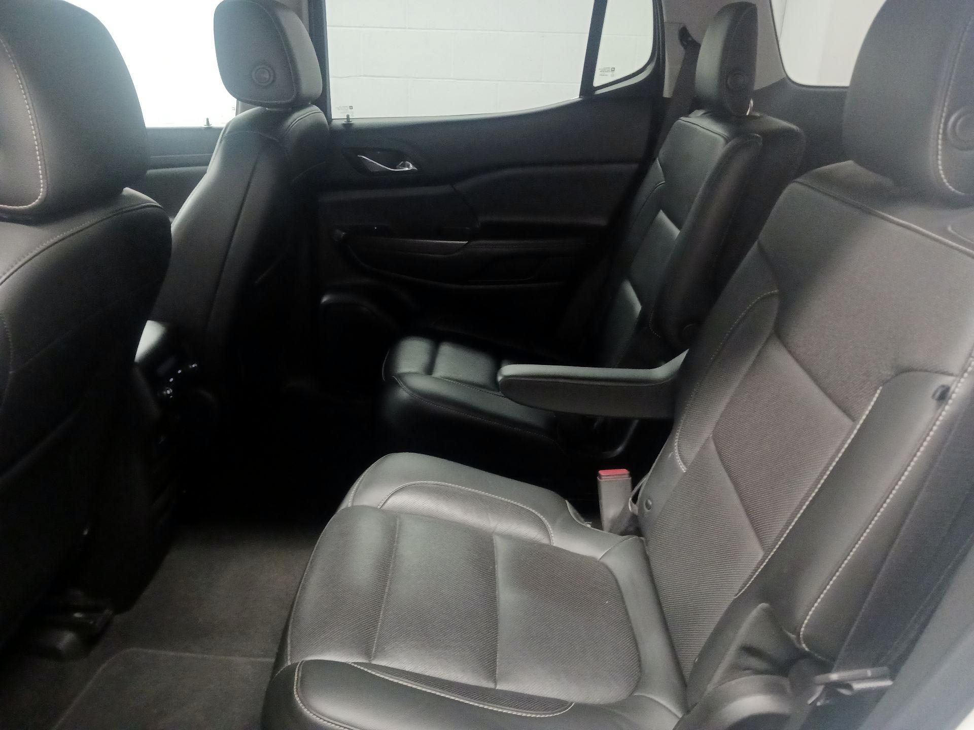 Thumbnail: 2019 GMC Acadia - 14