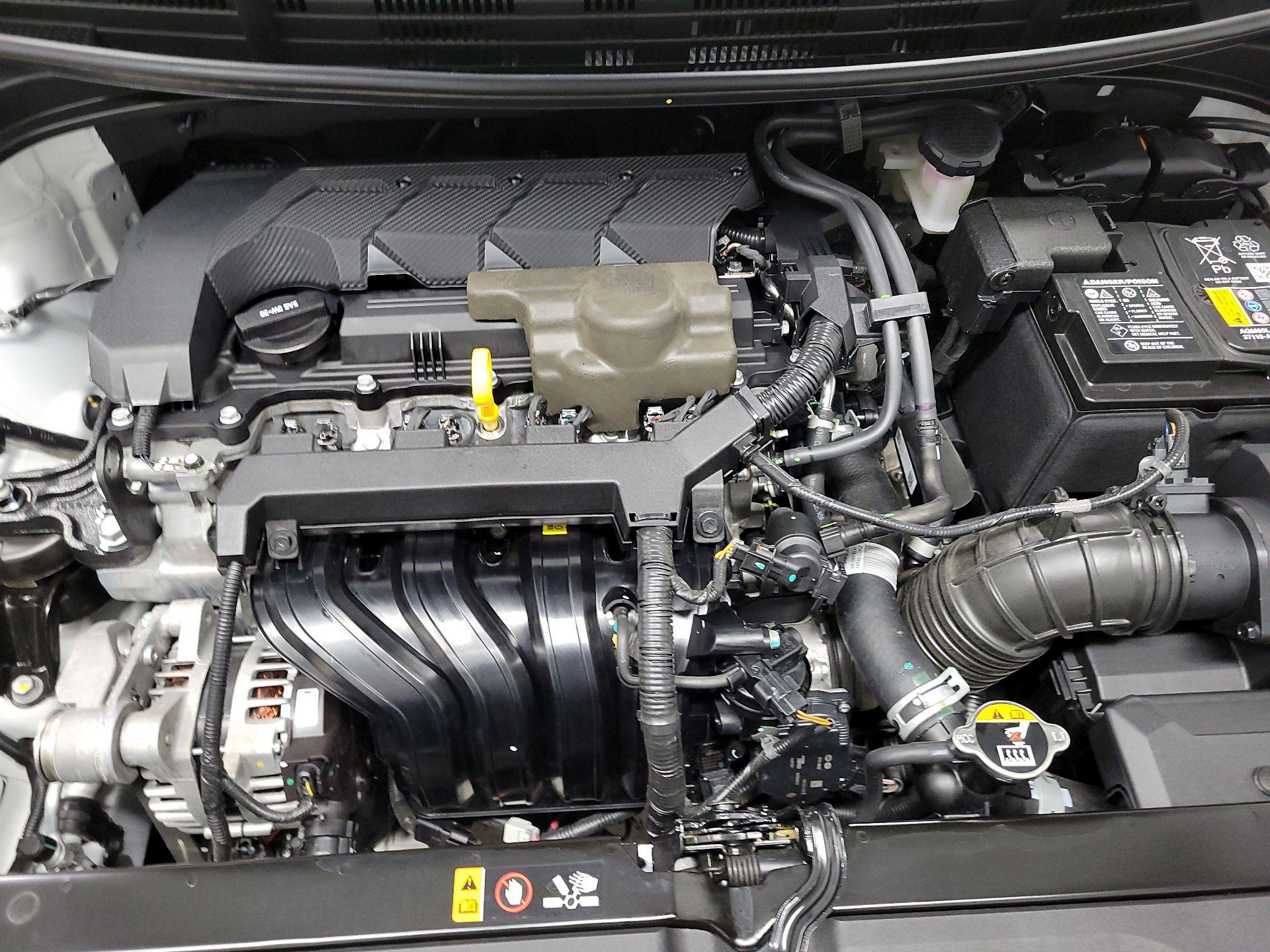 Thumbnail: 2023 Kia Rio - 19