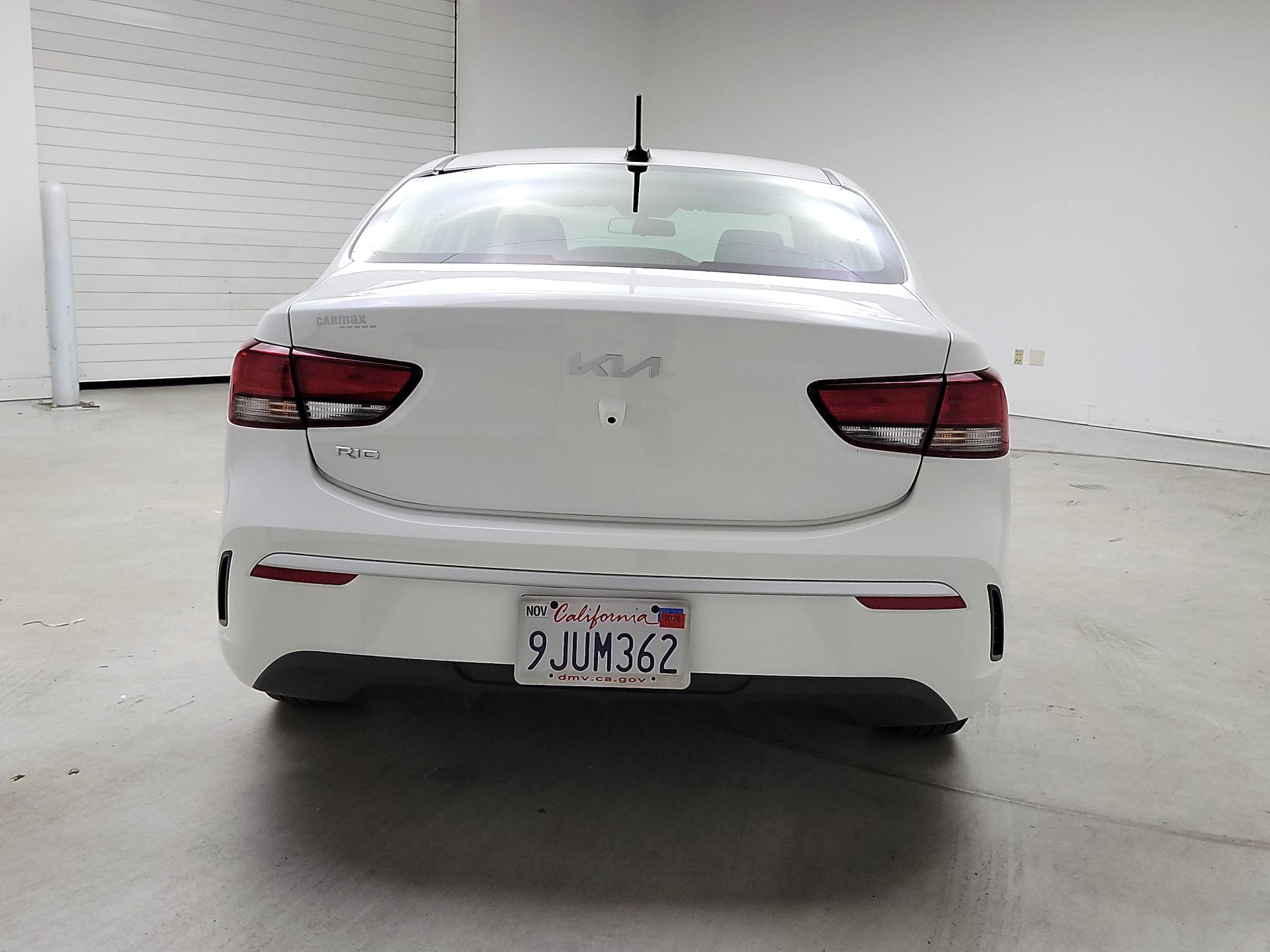 Thumbnail: 2023 Kia Rio - 6