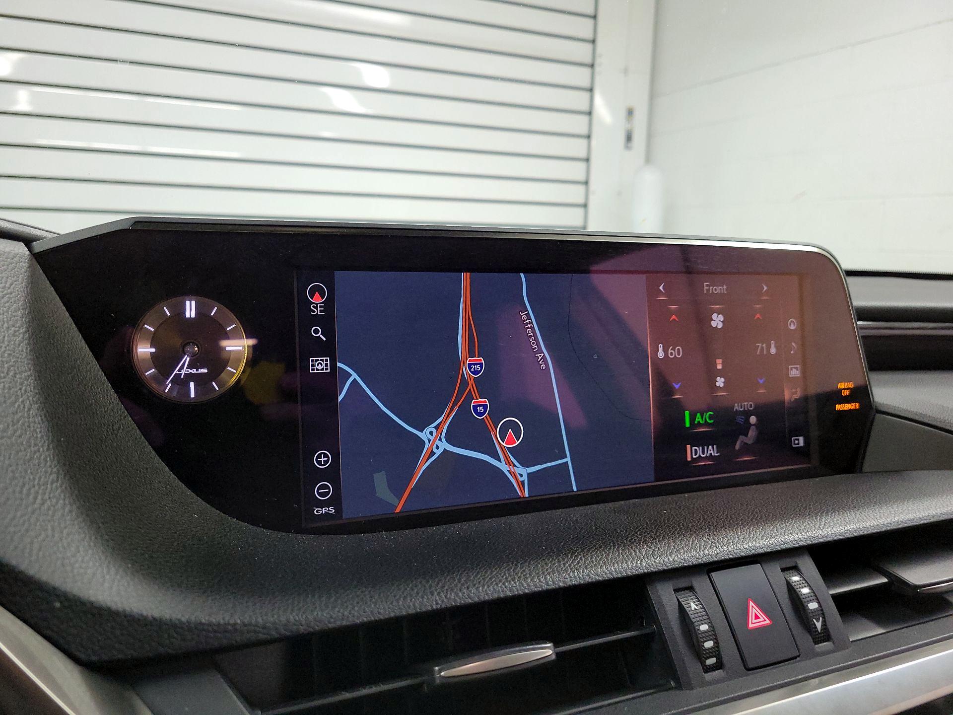 Thumbnail: 2020 Lexus ES - 12