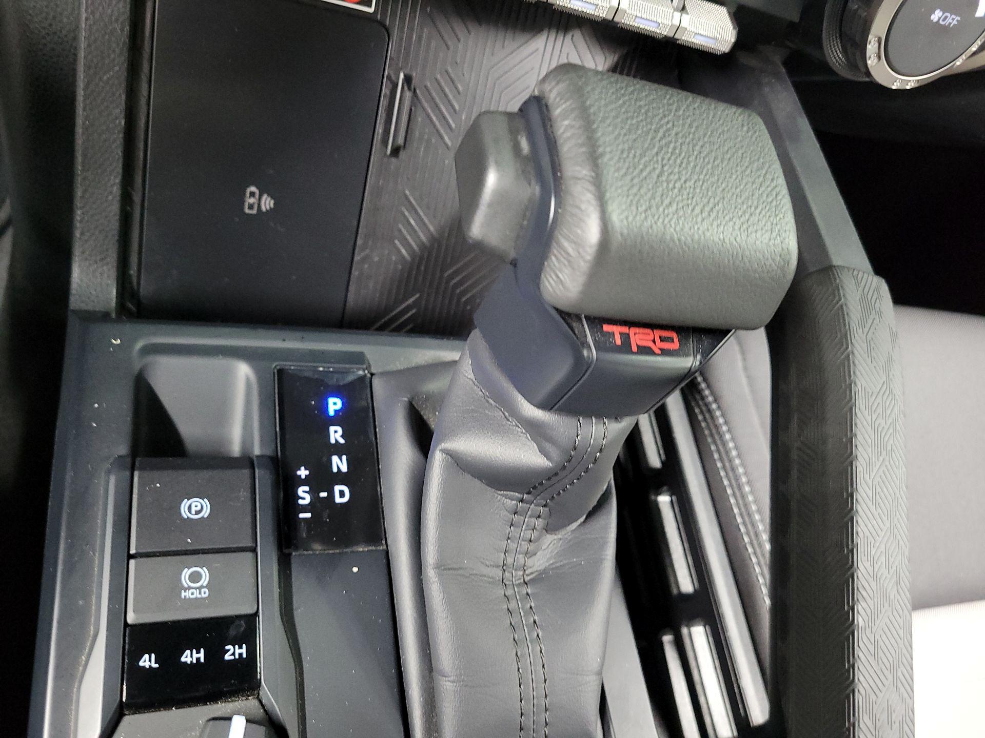 Thumbnail: 2024 Toyota Tacoma - 14