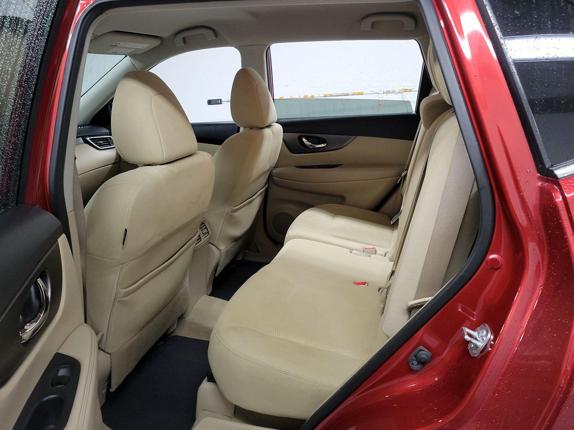 Thumbnail: 2015 Nissan Rogue - 20