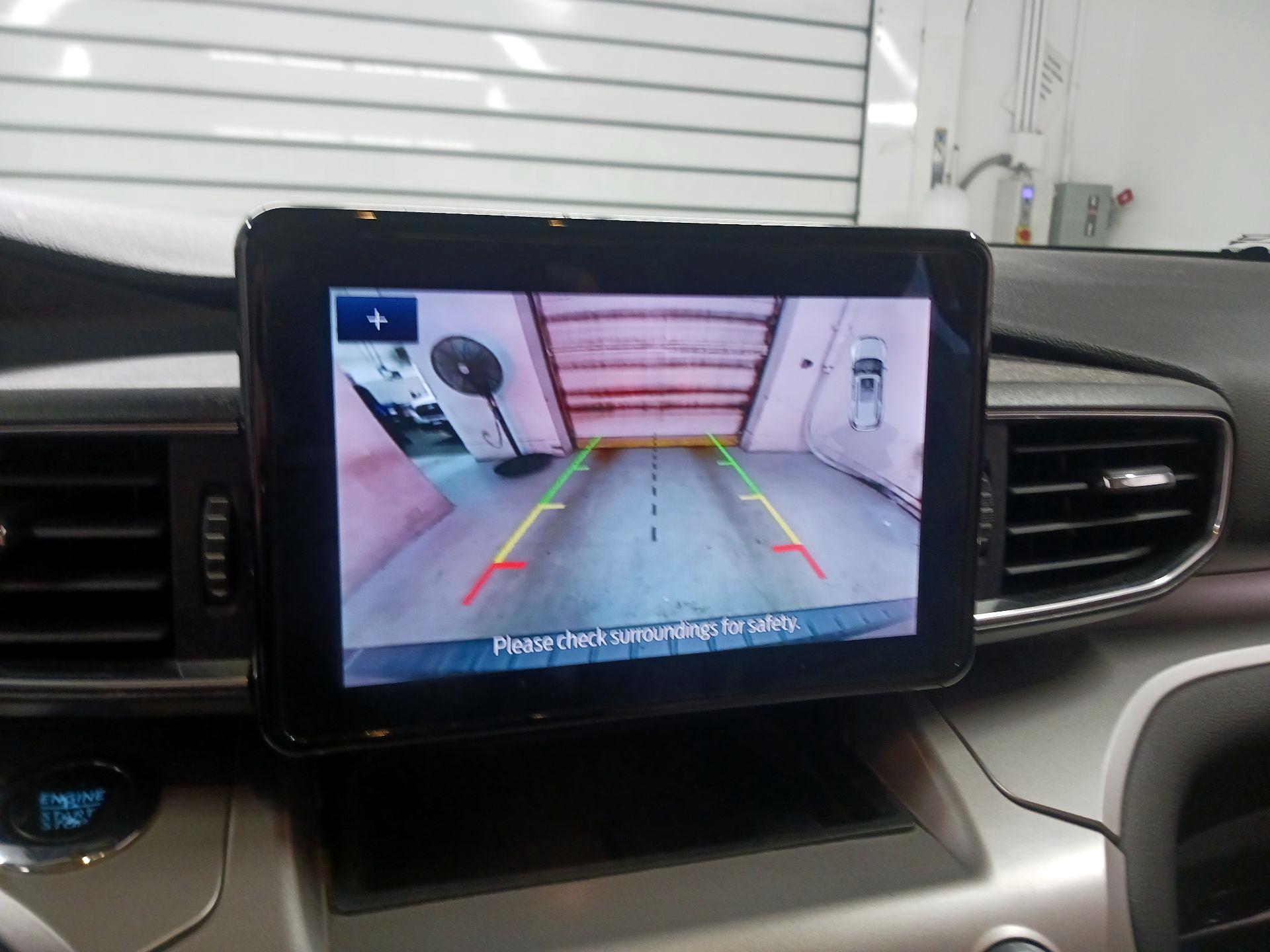 Thumbnail: 2022 Ford Explorer - 12