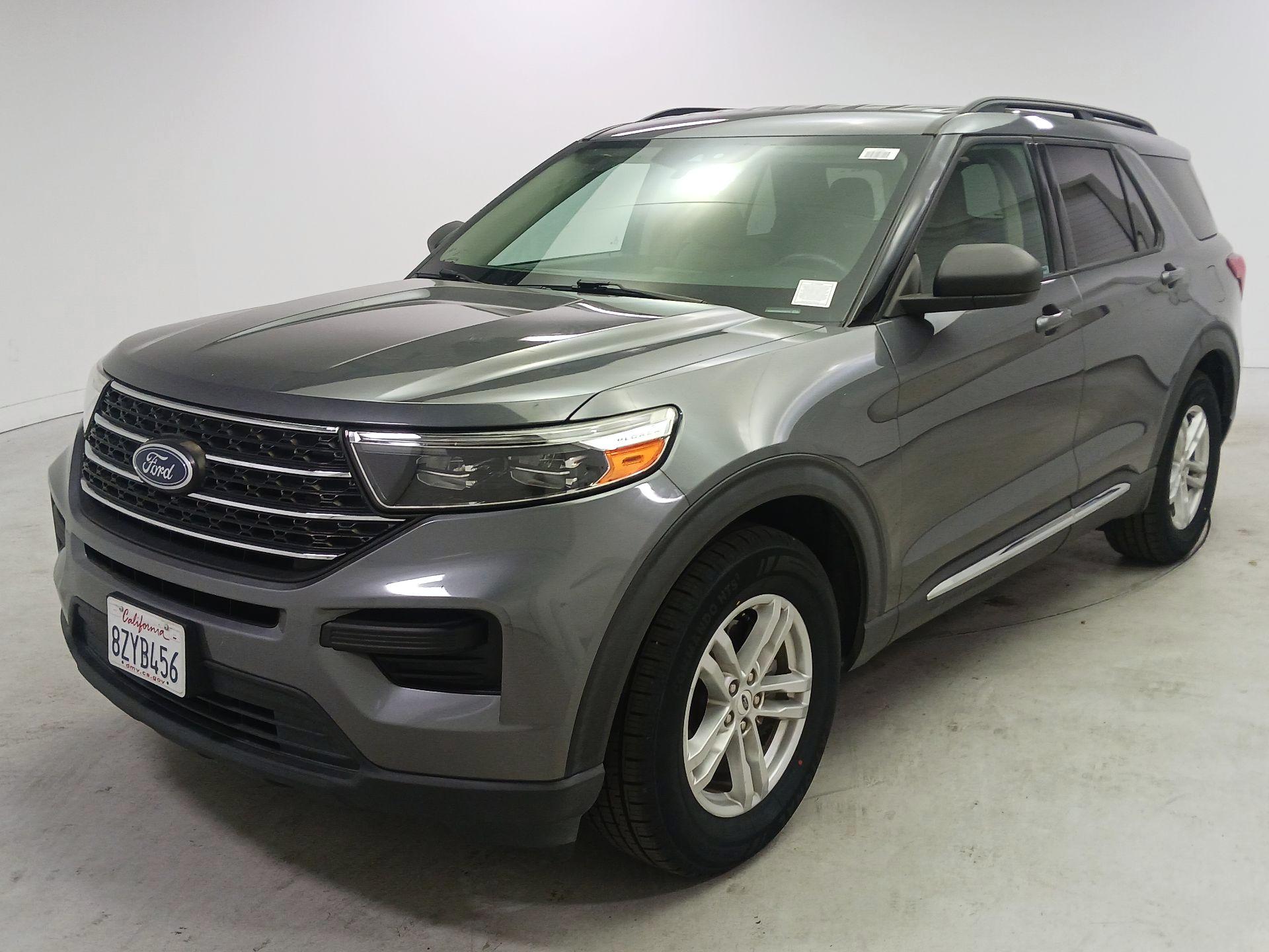 Thumbnail: 2022 Ford Explorer - 3