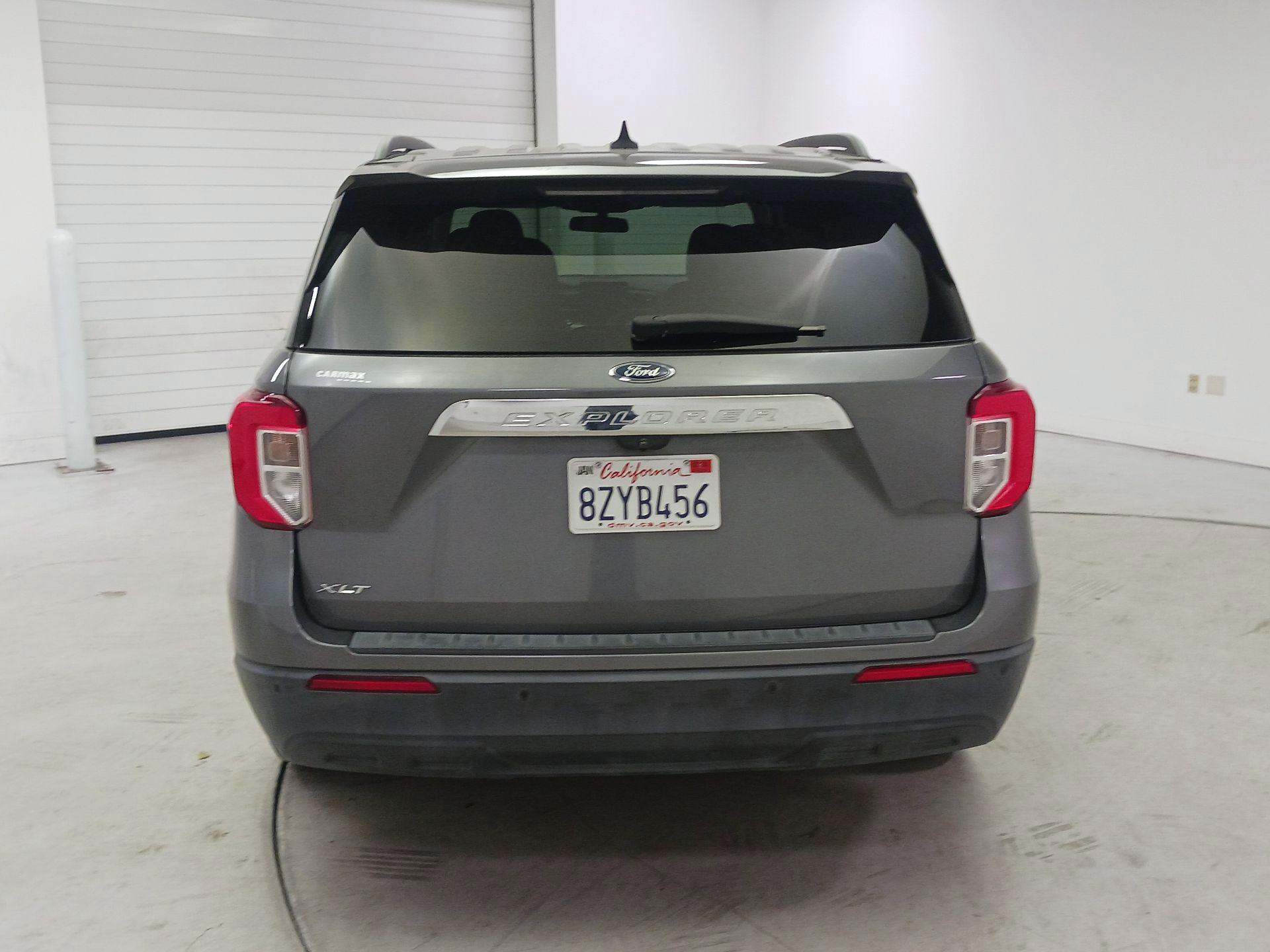 Thumbnail: 2022 Ford Explorer - 6