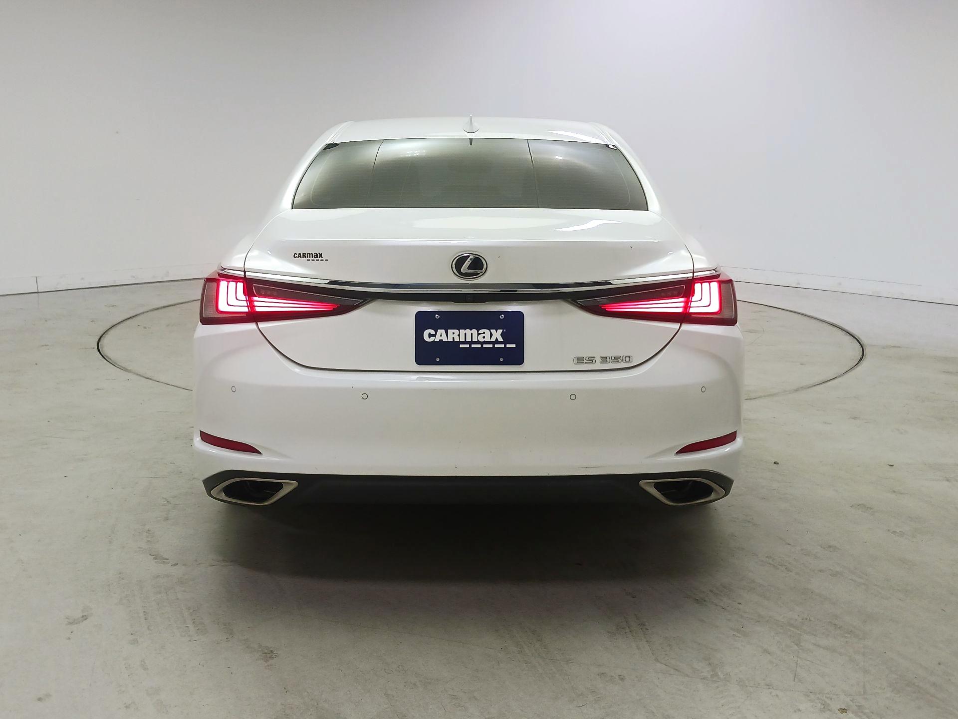 Thumbnail: 2019 Lexus ES - 6