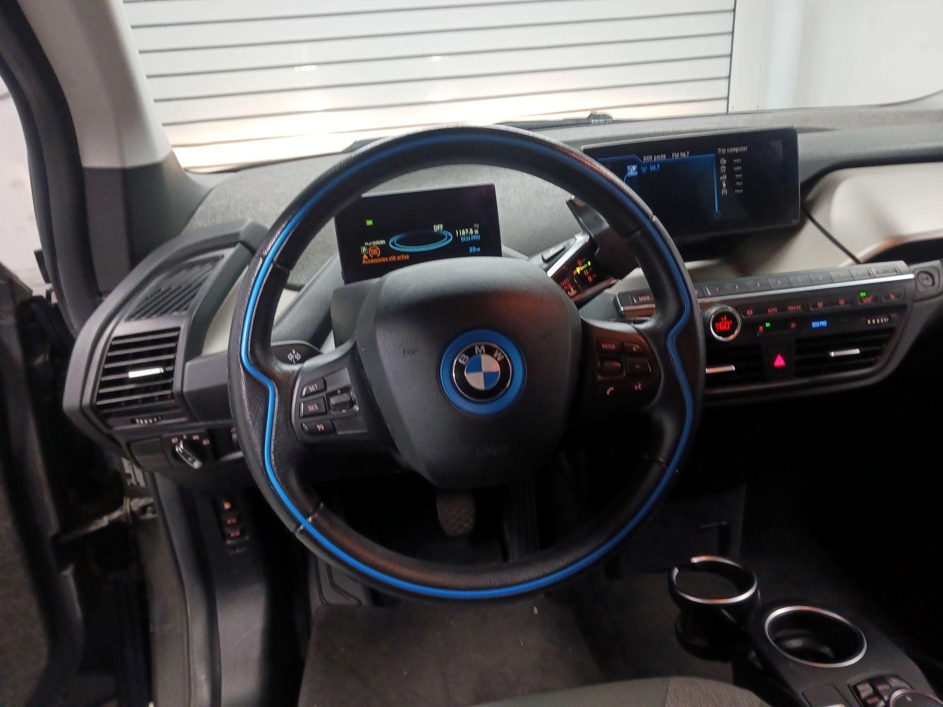 Thumbnail: 2016 BMW i3 - 10