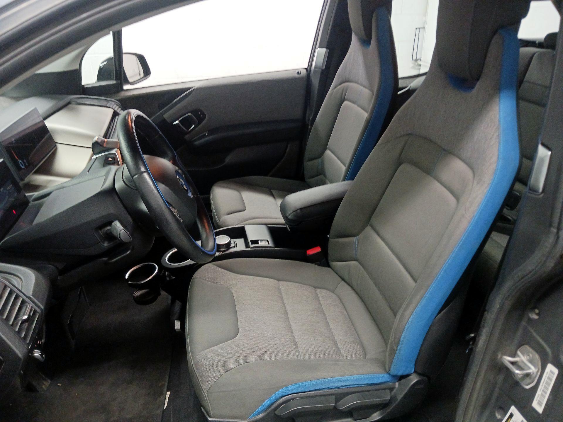 Thumbnail: 2016 BMW i3 - 11