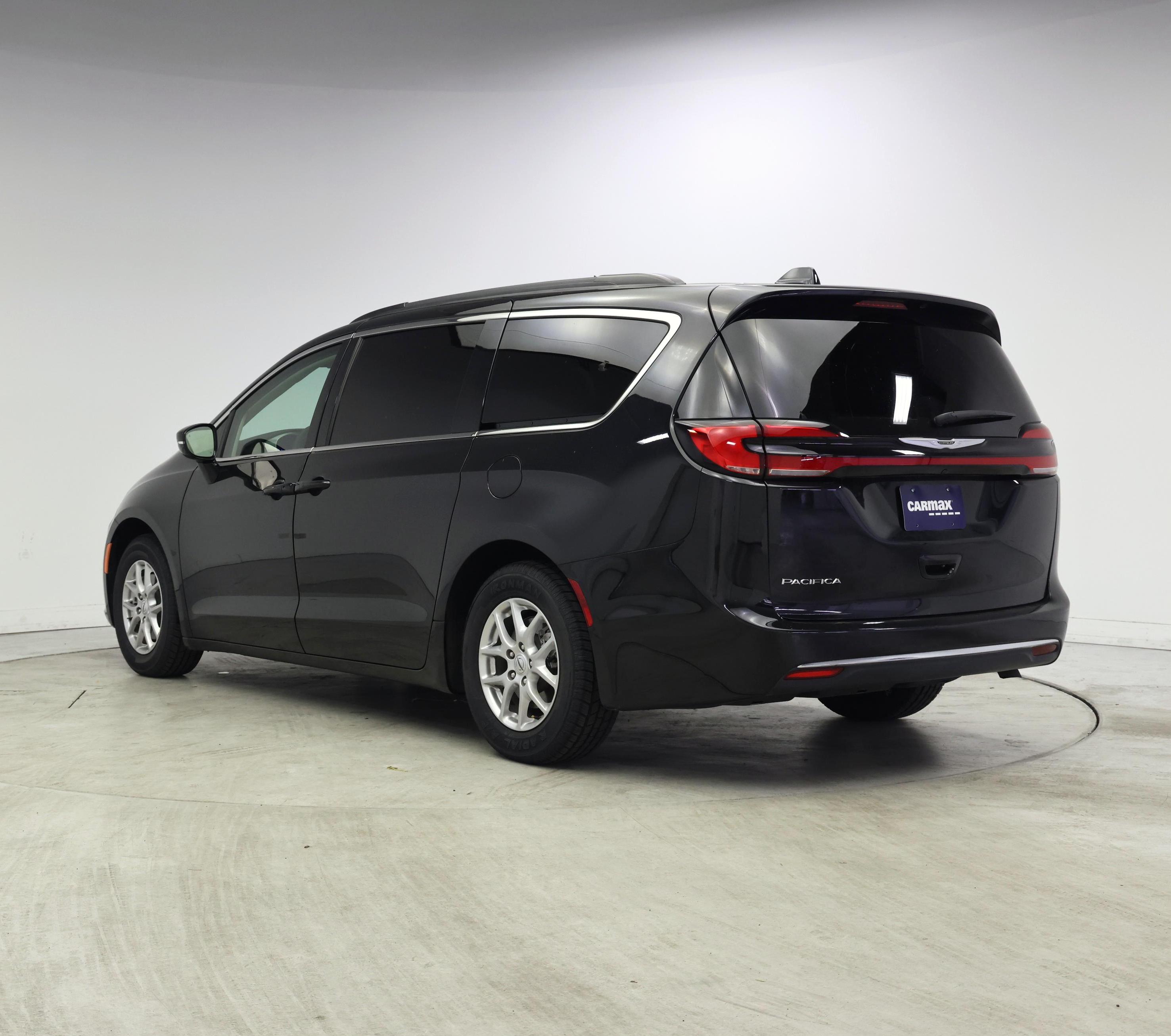 Thumbnail: 2022 Chrysler Pacifica - 2