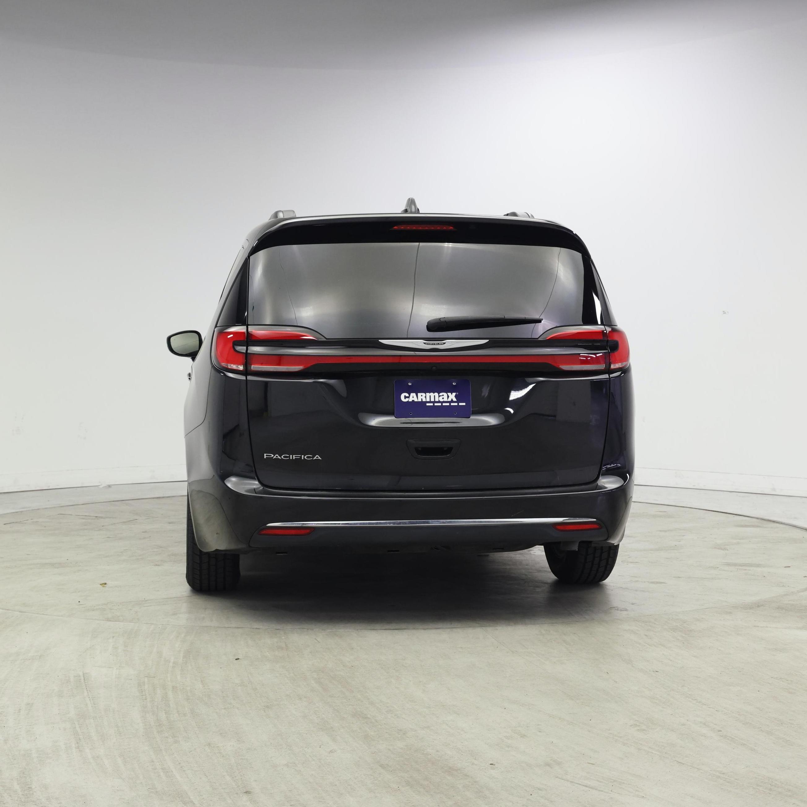 Thumbnail: 2022 Chrysler Pacifica - 6