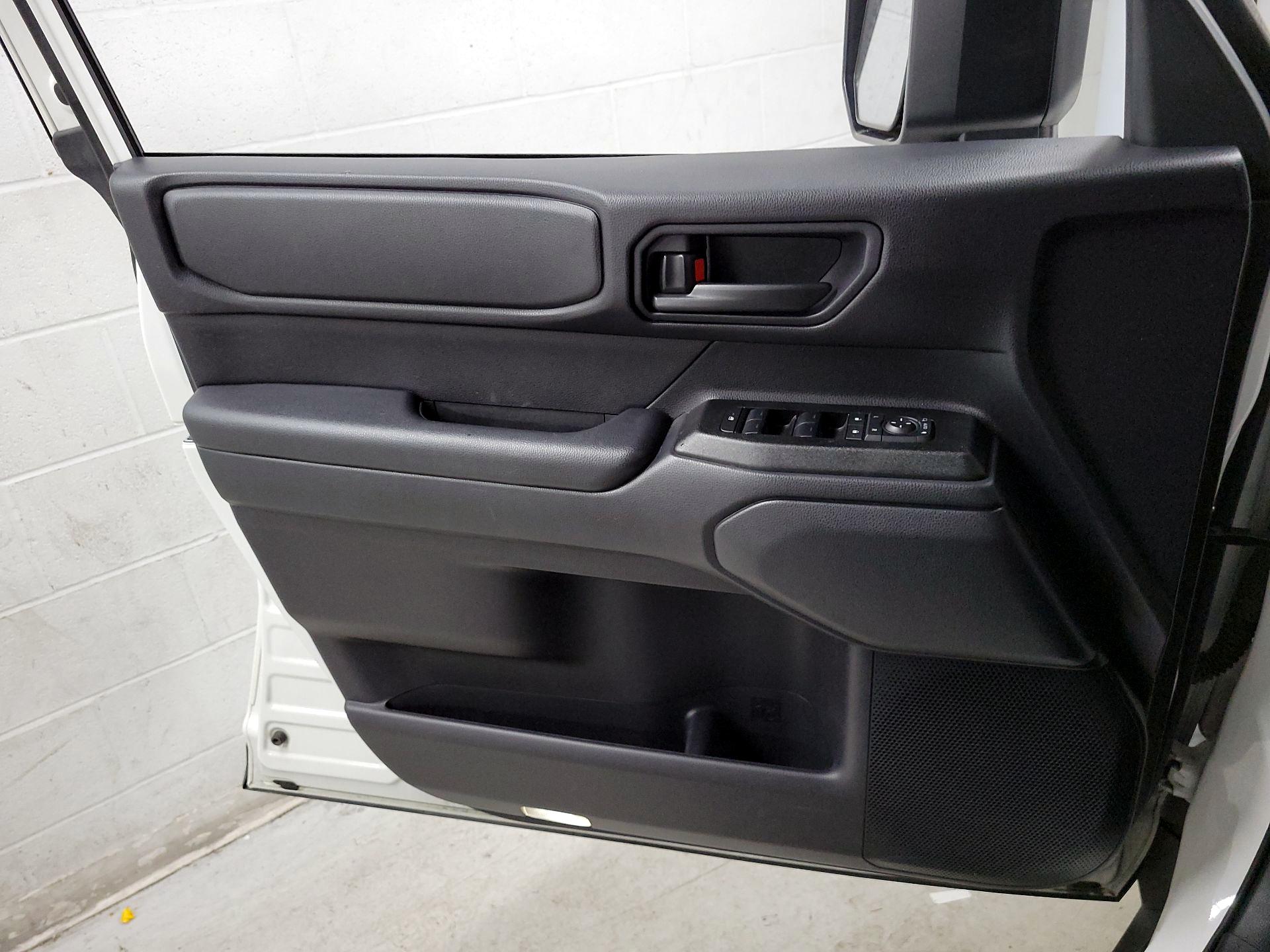 Thumbnail: 2025 Toyota Land Cruiser - 12