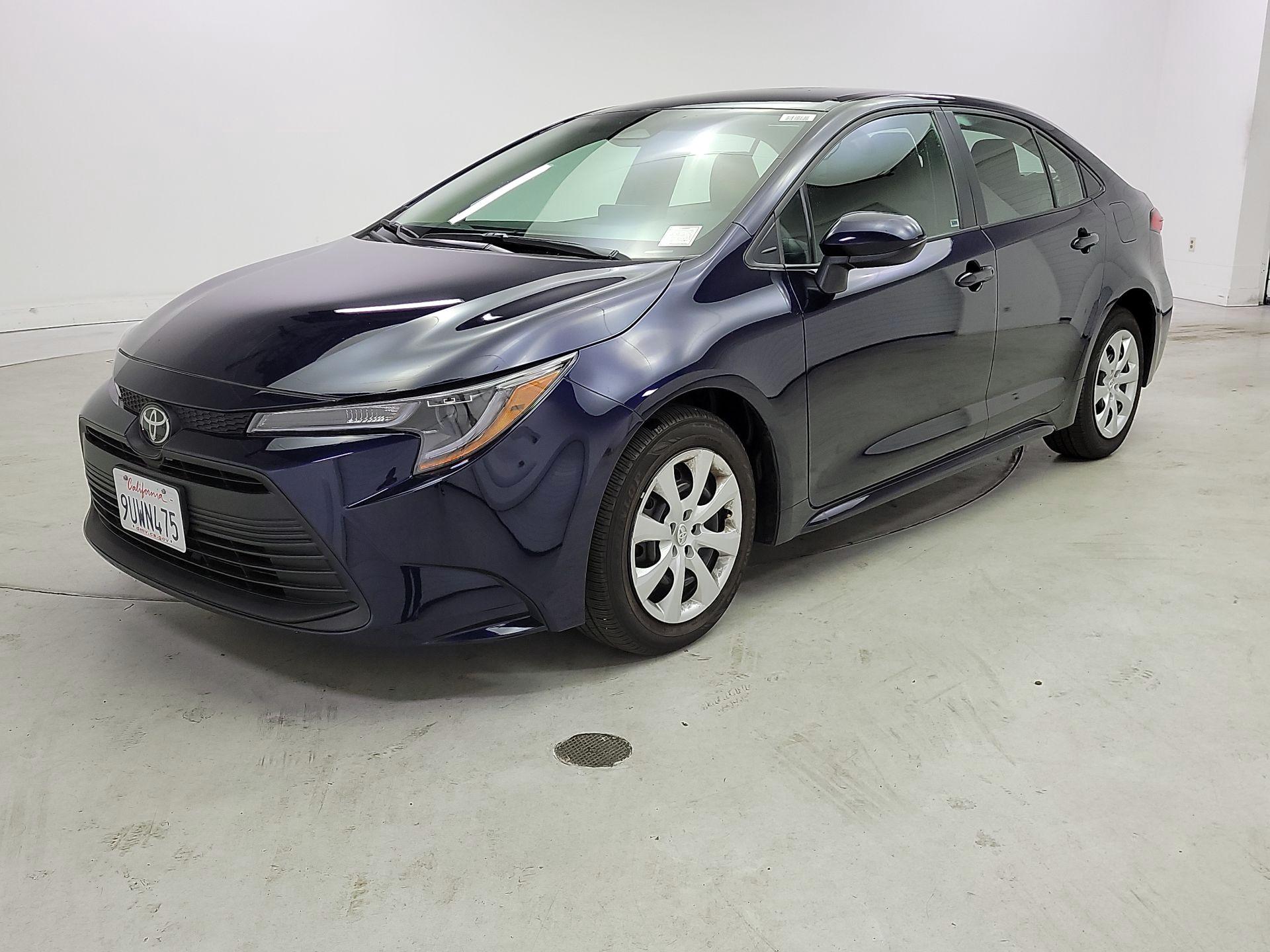 Thumbnail: 2025 Toyota Corolla - 3