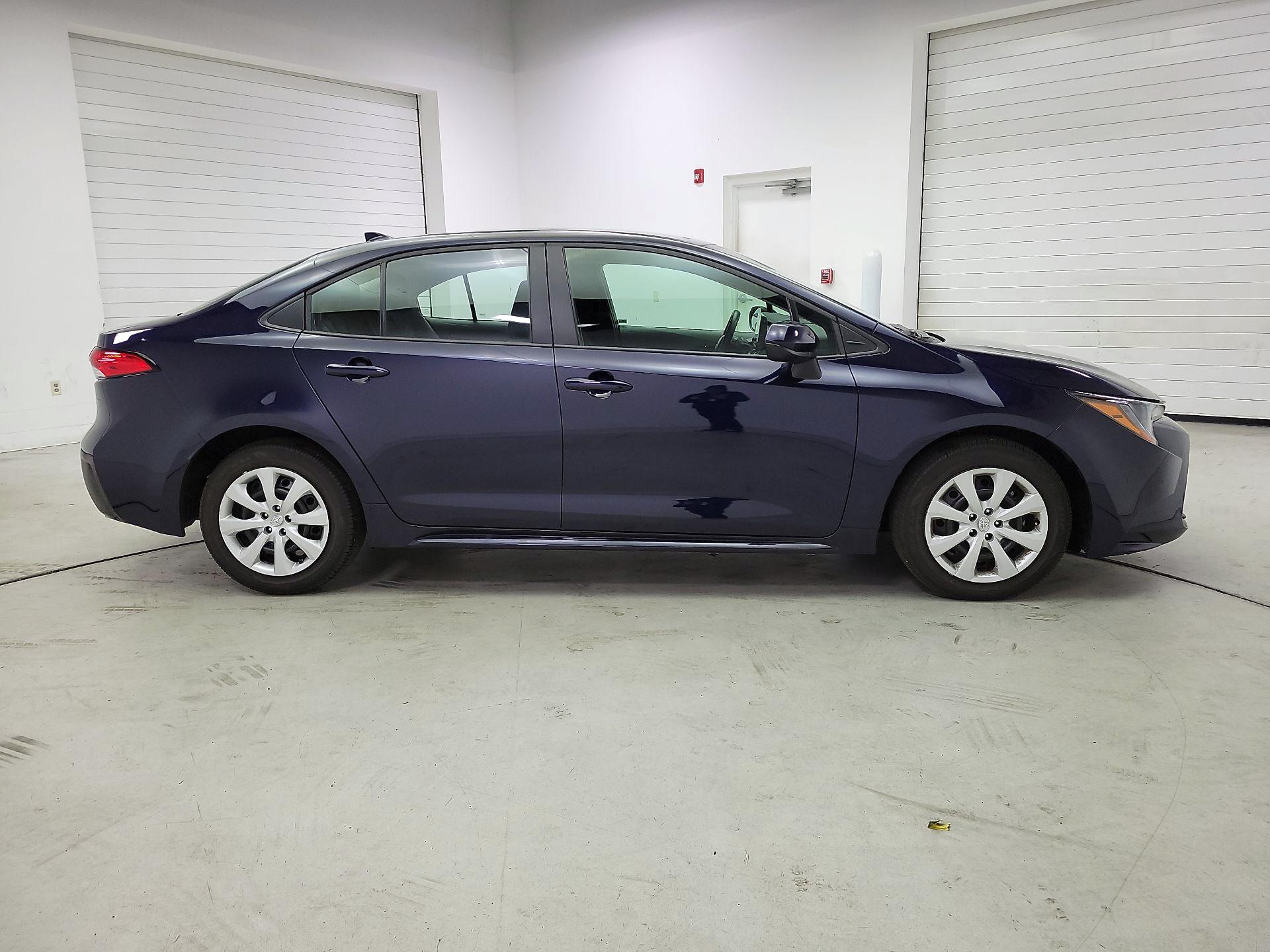 Thumbnail: 2025 Toyota Corolla - 4