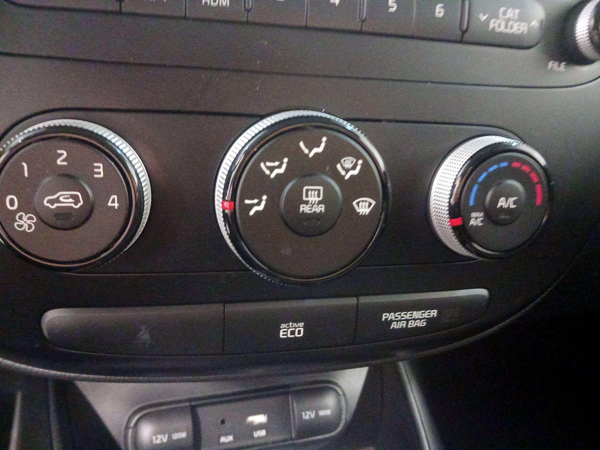 Thumbnail: 2016 Kia Soul - 13