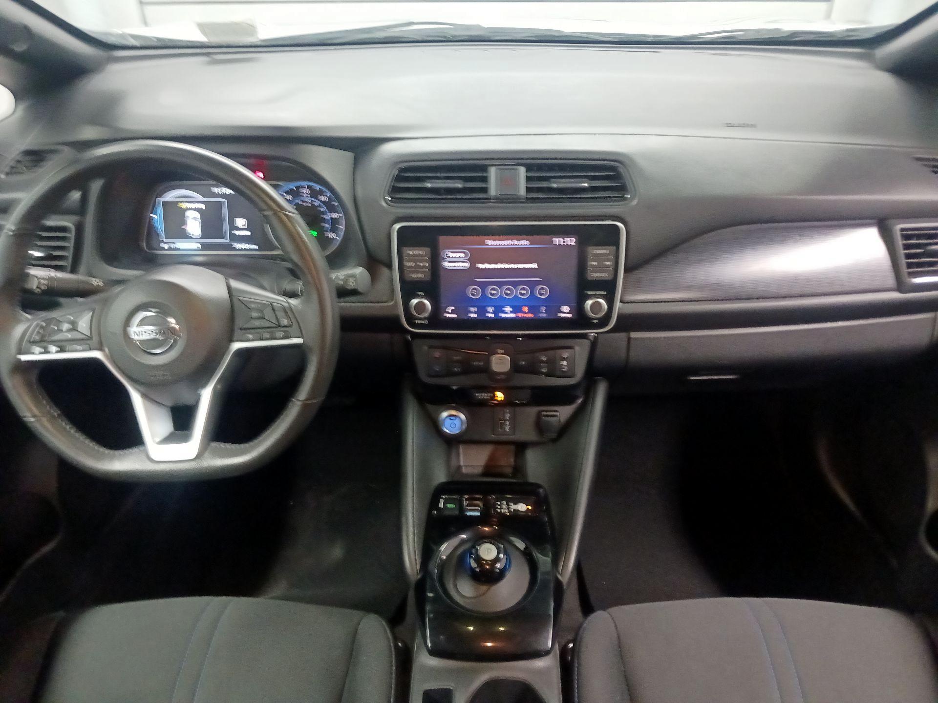 Thumbnail: 2020 Nissan Leaf - 9