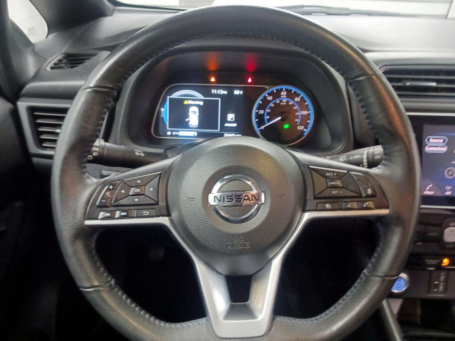 Thumbnail: 2020 Nissan Leaf - 10