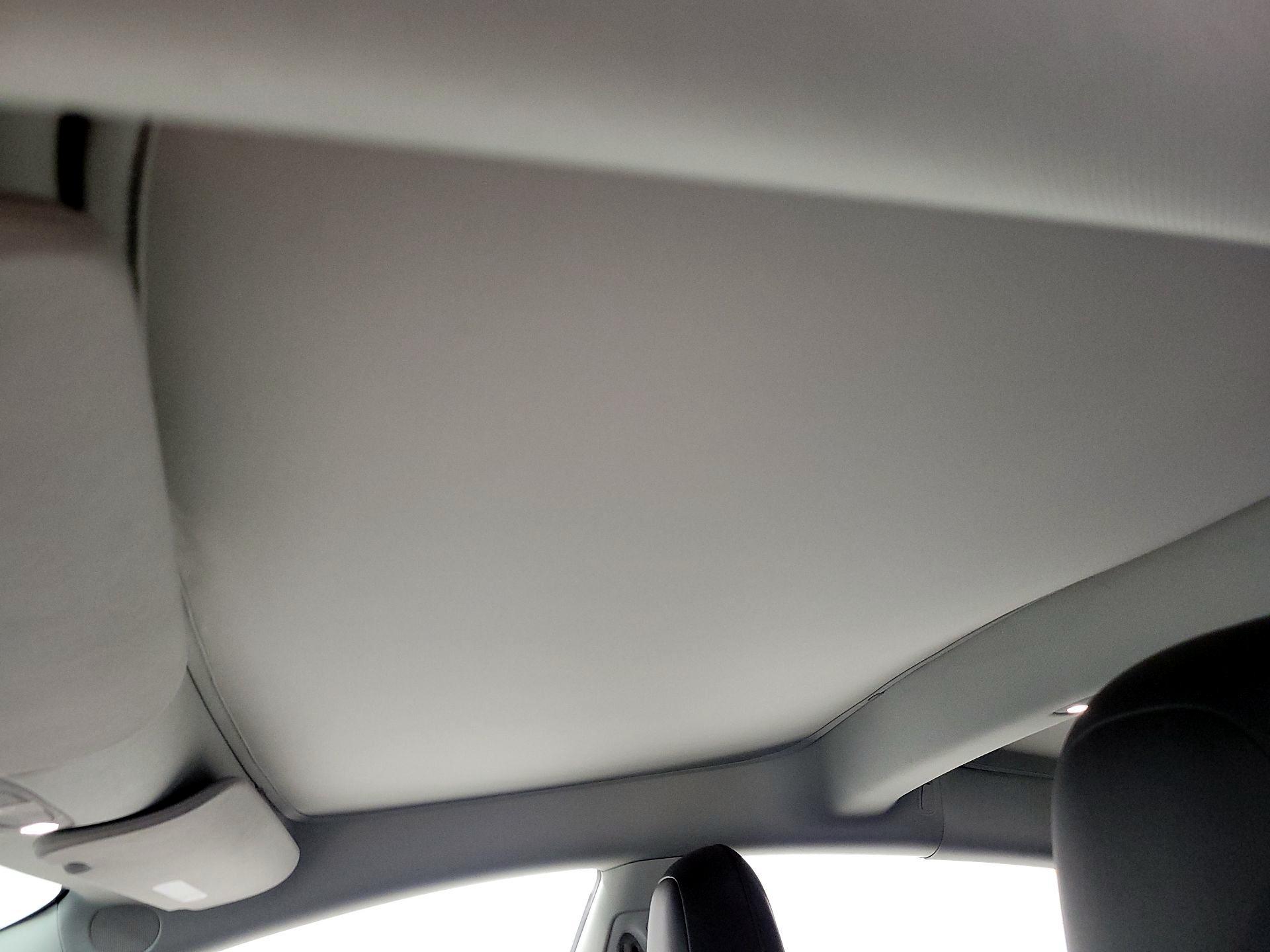 Thumbnail: 2022 Tesla Model 3 - 16