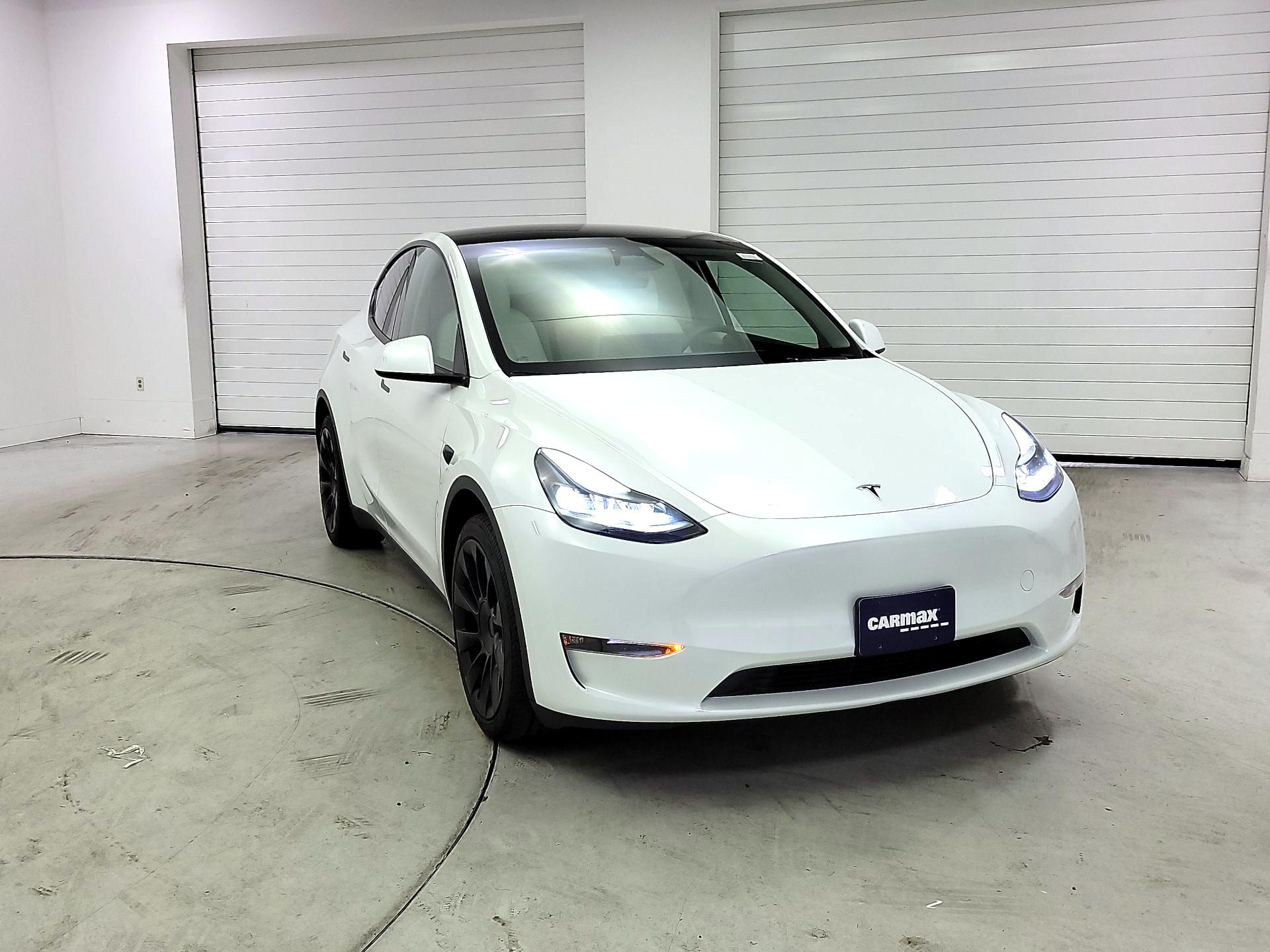 Thumbnail: 2024 Tesla Model Y - 1