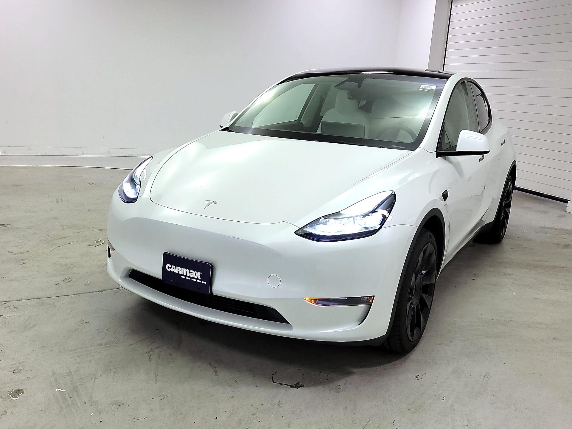 Thumbnail: 2024 Tesla Model Y - 3