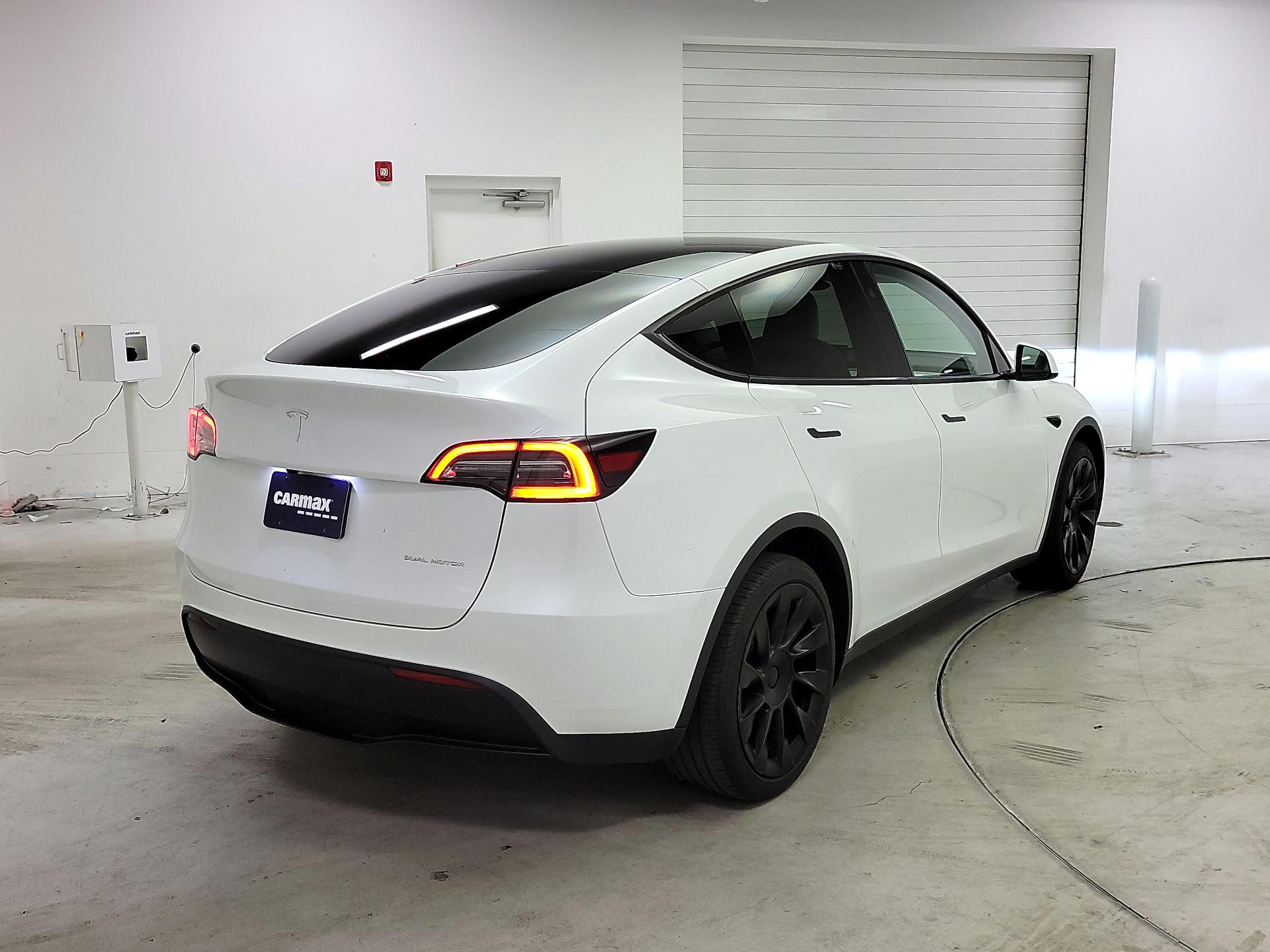 Thumbnail: 2024 Tesla Model Y - 5