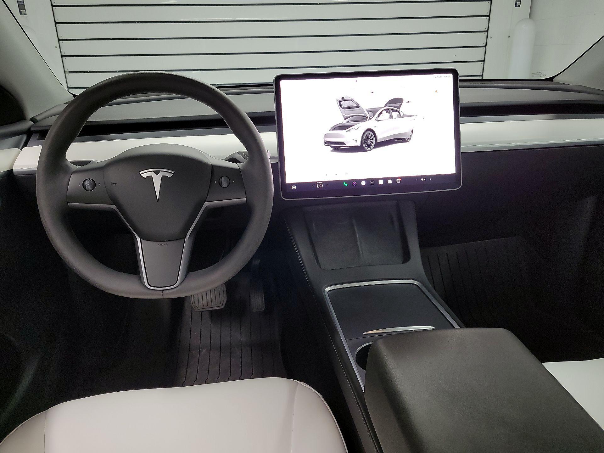 Thumbnail: 2024 Tesla Model Y - 8