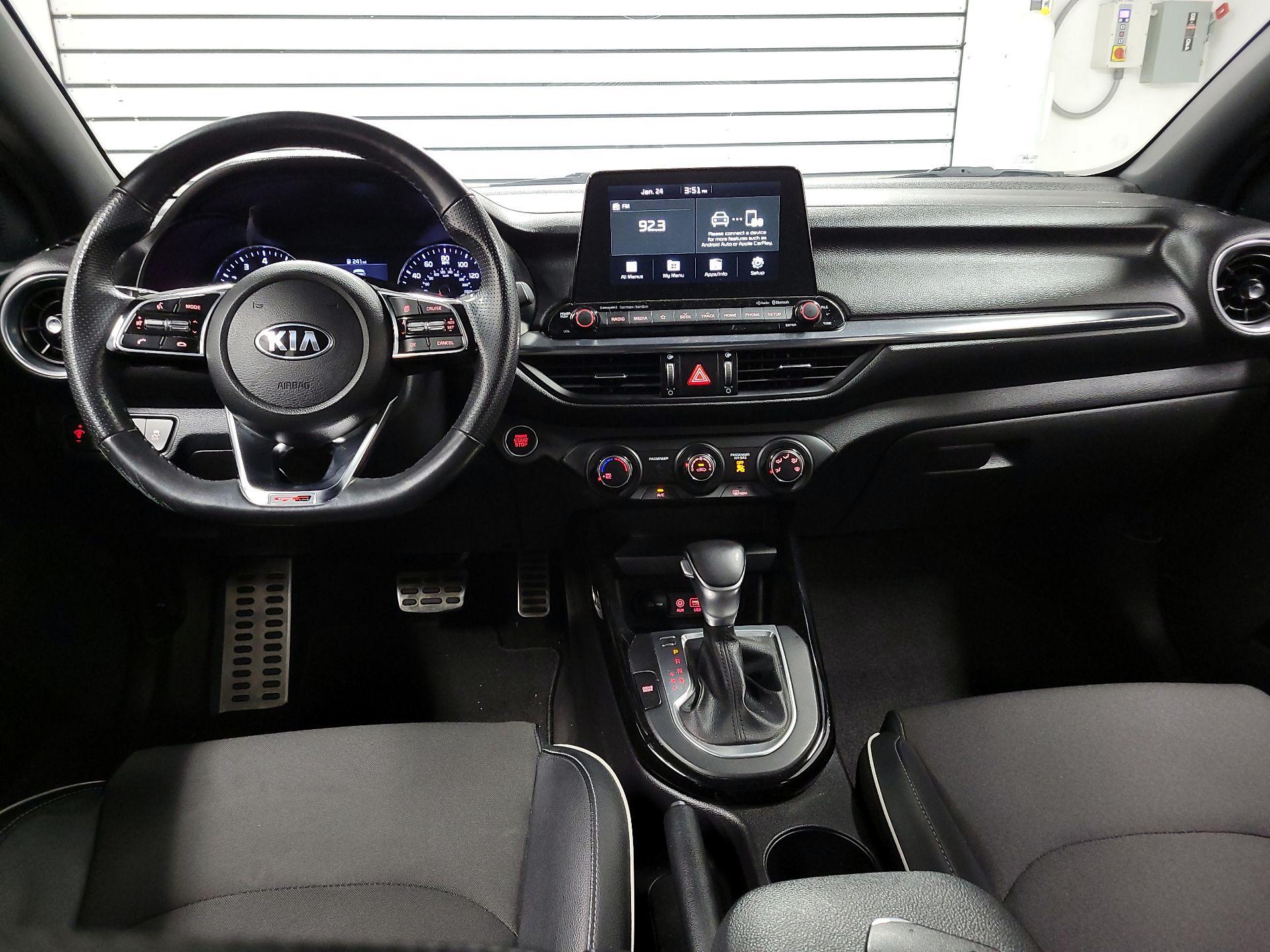 Thumbnail: 2021 Kia Forte - 9