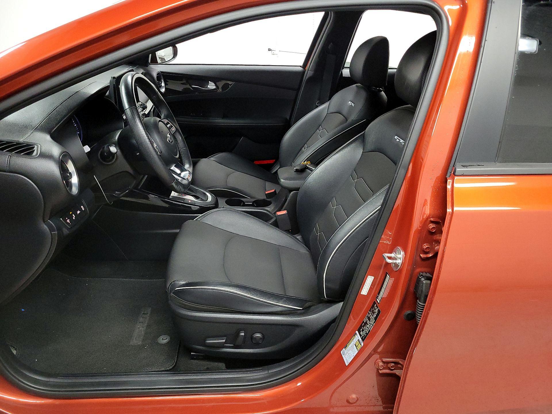 Thumbnail: 2021 Kia Forte - 11