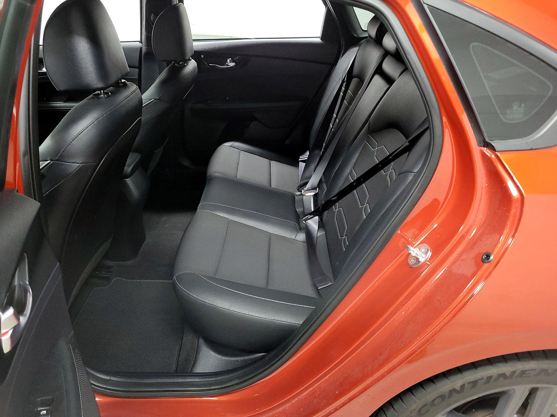 Thumbnail: 2021 Kia Forte - 18