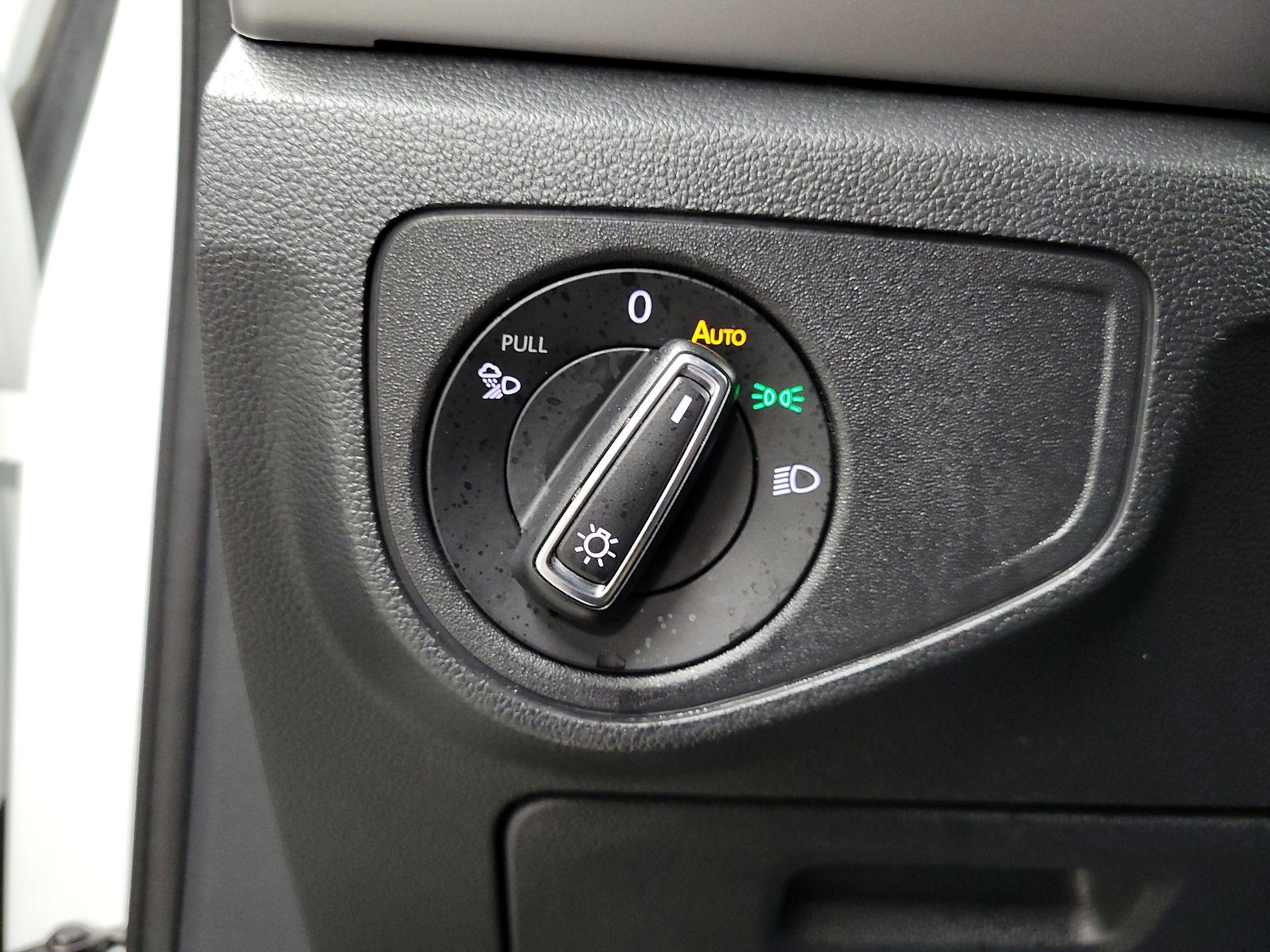 Thumbnail: 2022 Volkswagen Atlas - 13