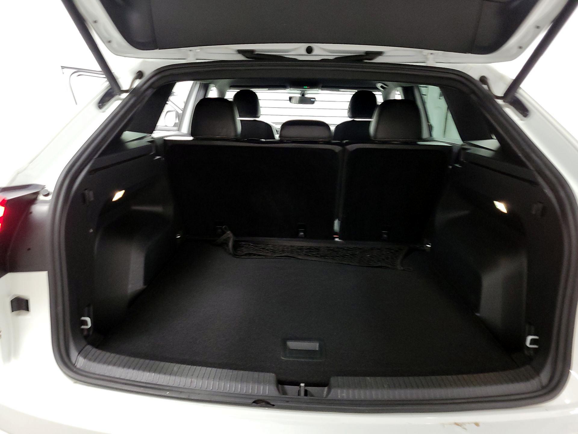 Thumbnail: 2022 Volkswagen Atlas - 20