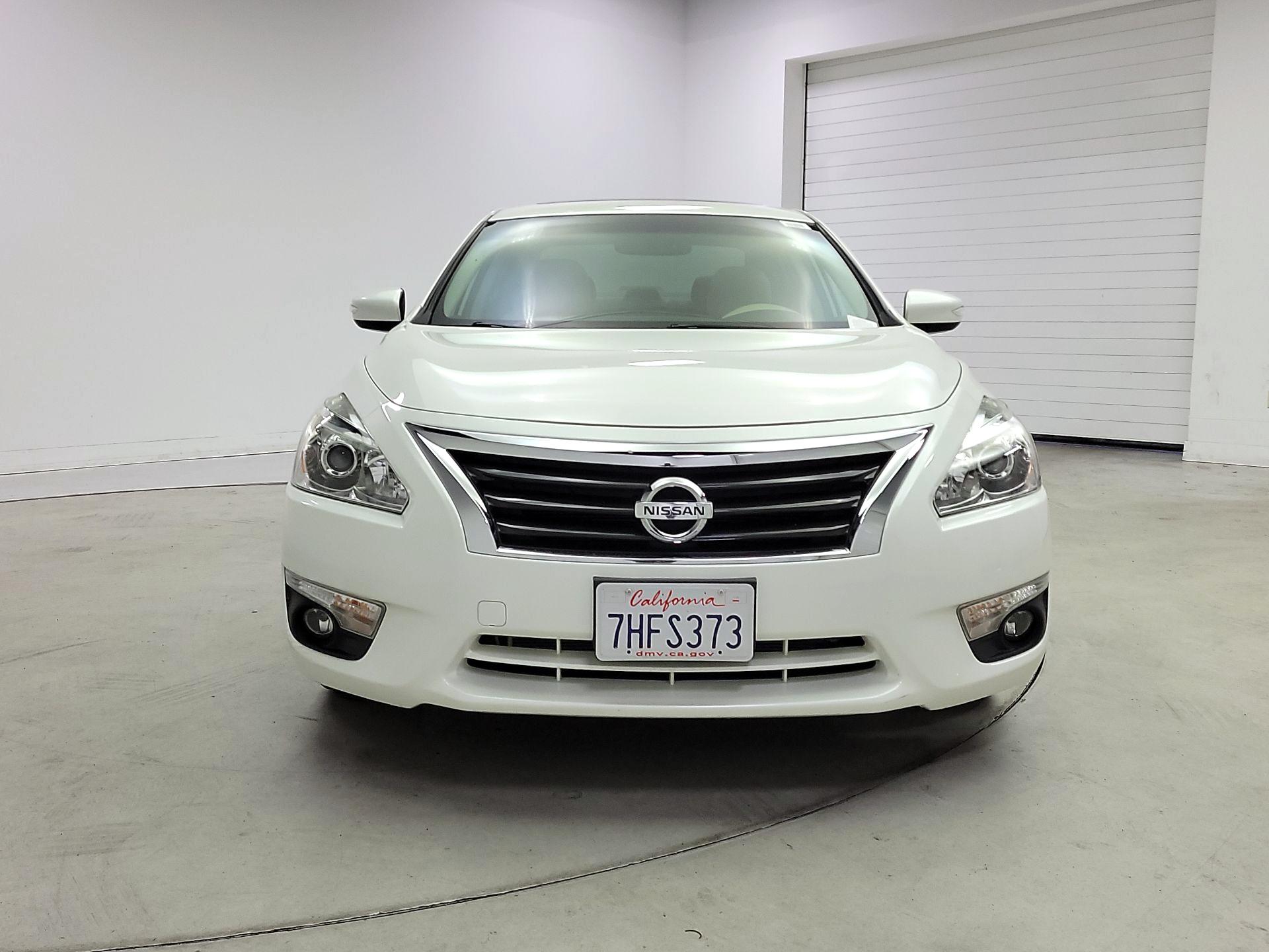 Thumbnail: 2015 Nissan Altima - 2