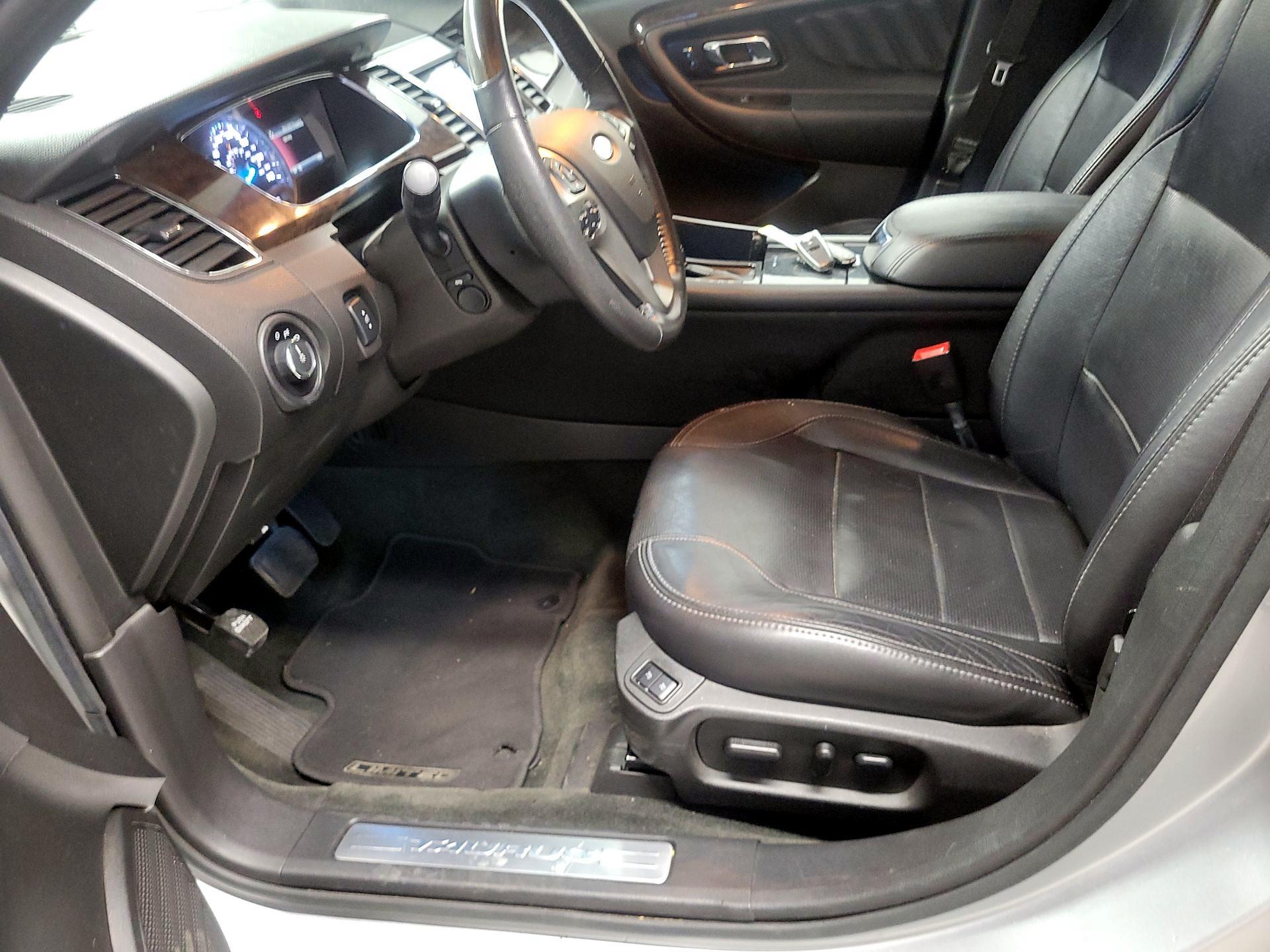 Thumbnail: 2017 Ford Taurus - 11