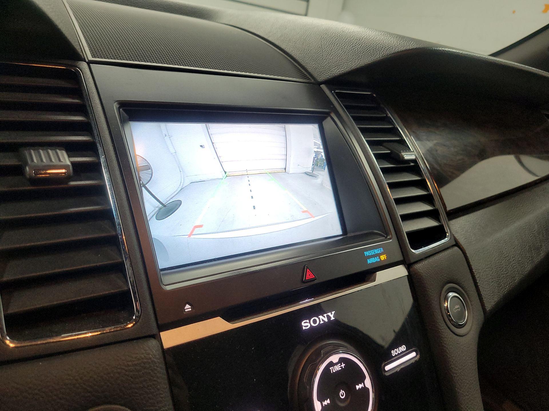 Thumbnail: 2017 Ford Taurus - 14