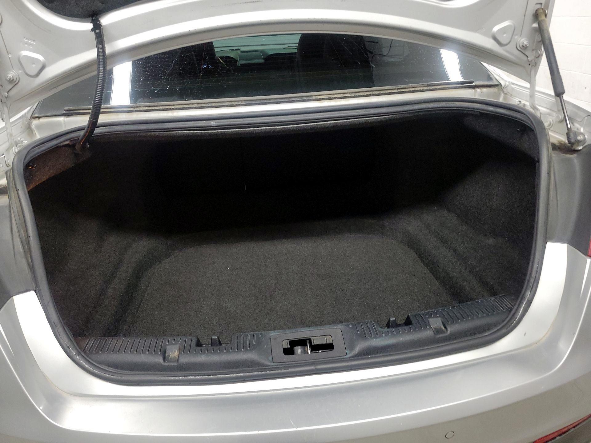 Thumbnail: 2017 Ford Taurus - 18