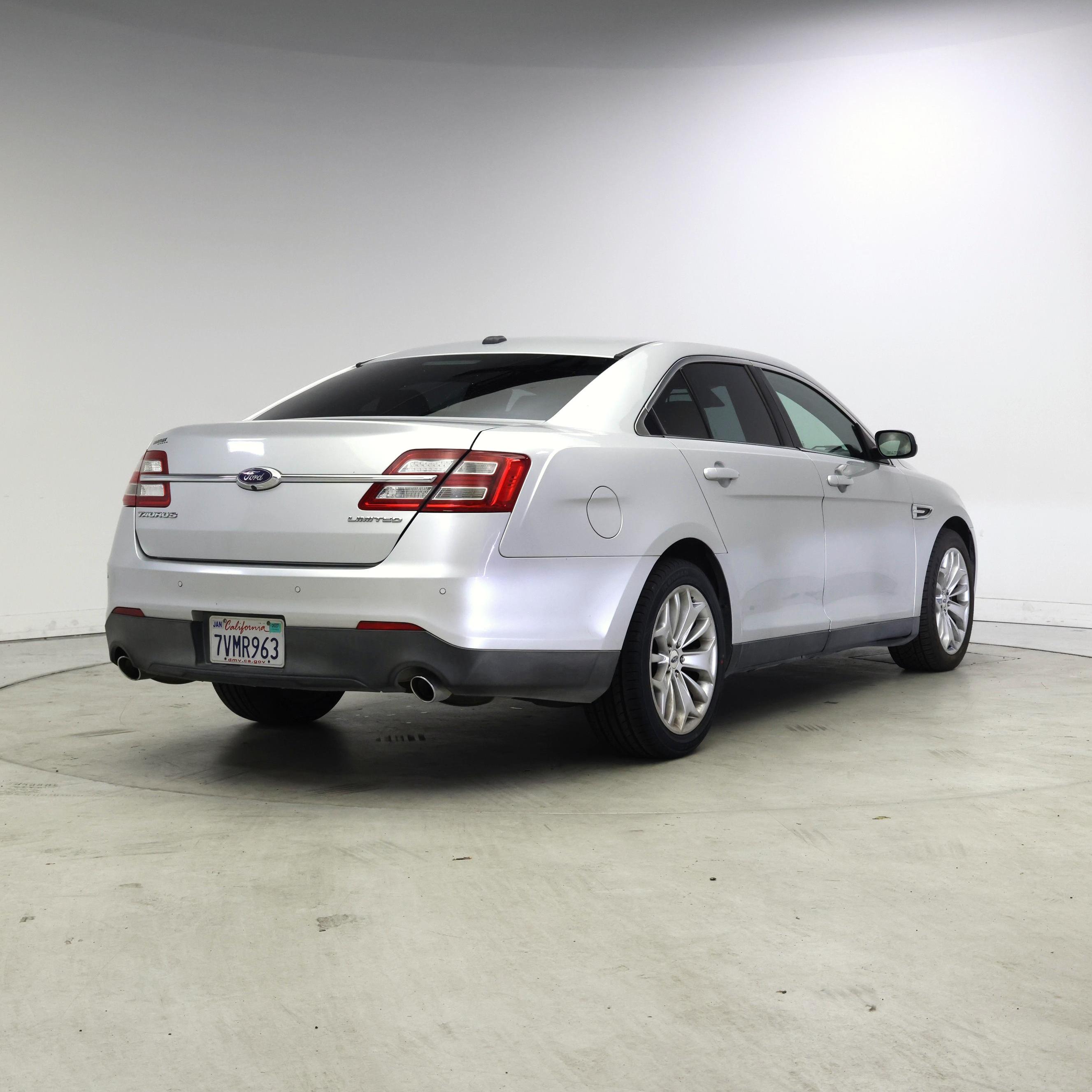 Thumbnail: 2017 Ford Taurus - 8