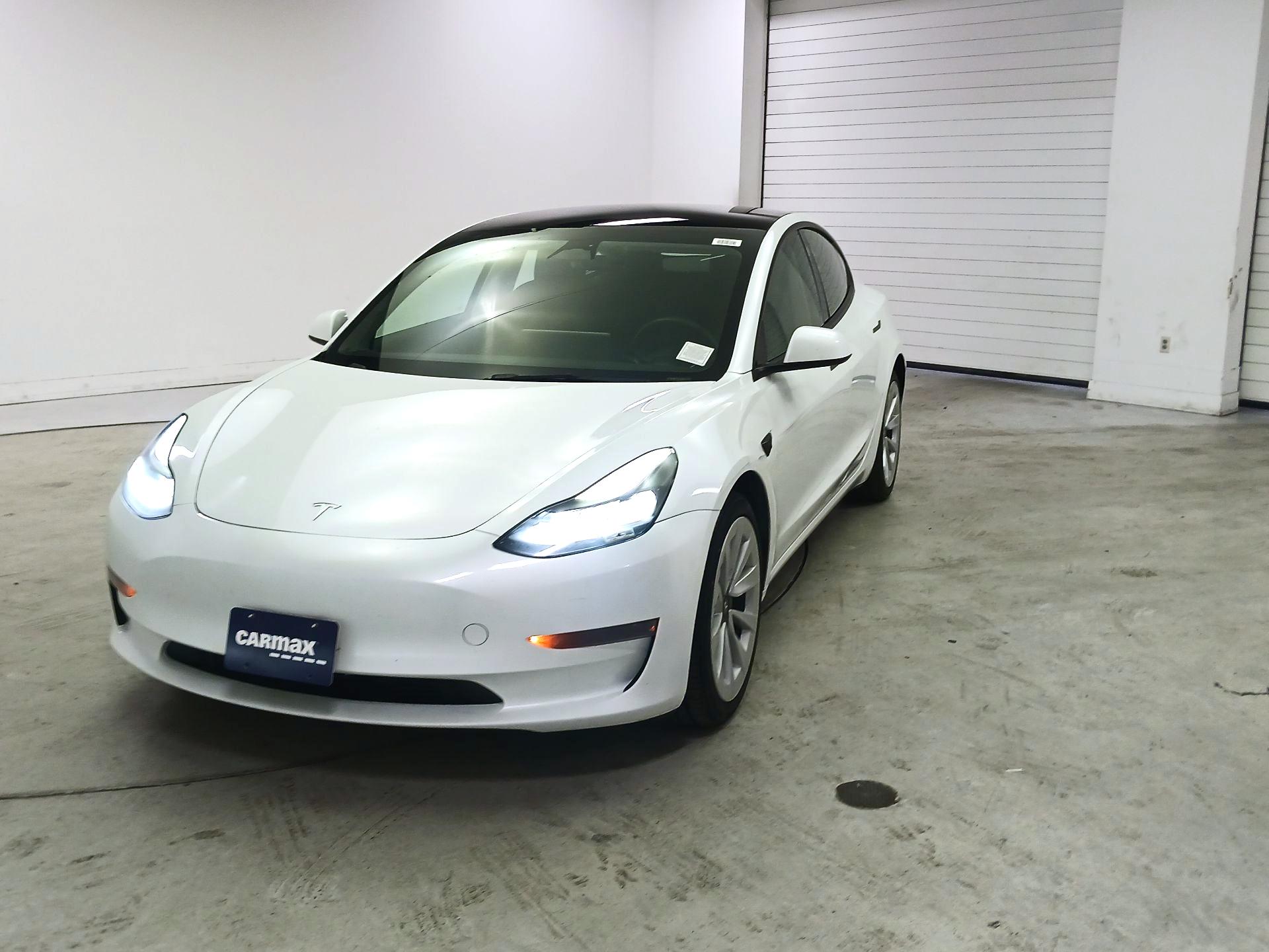 Thumbnail: 2023 Tesla Model 3 - 3