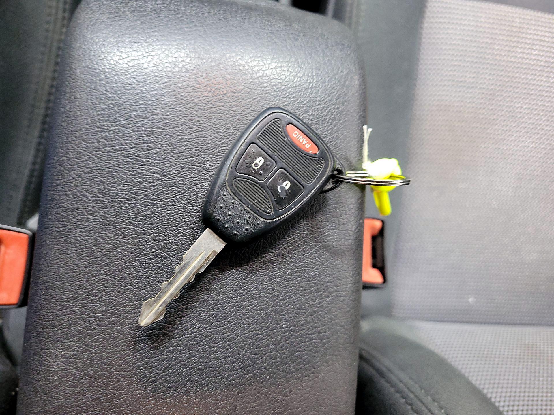 Thumbnail: 2014 Jeep Compass - 18