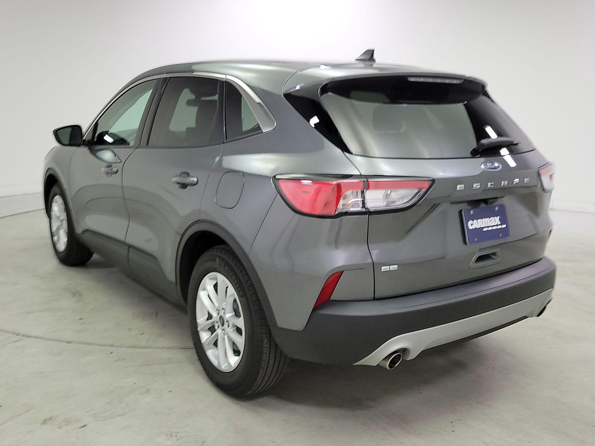 Thumbnail: 2022 Ford Escape - 7