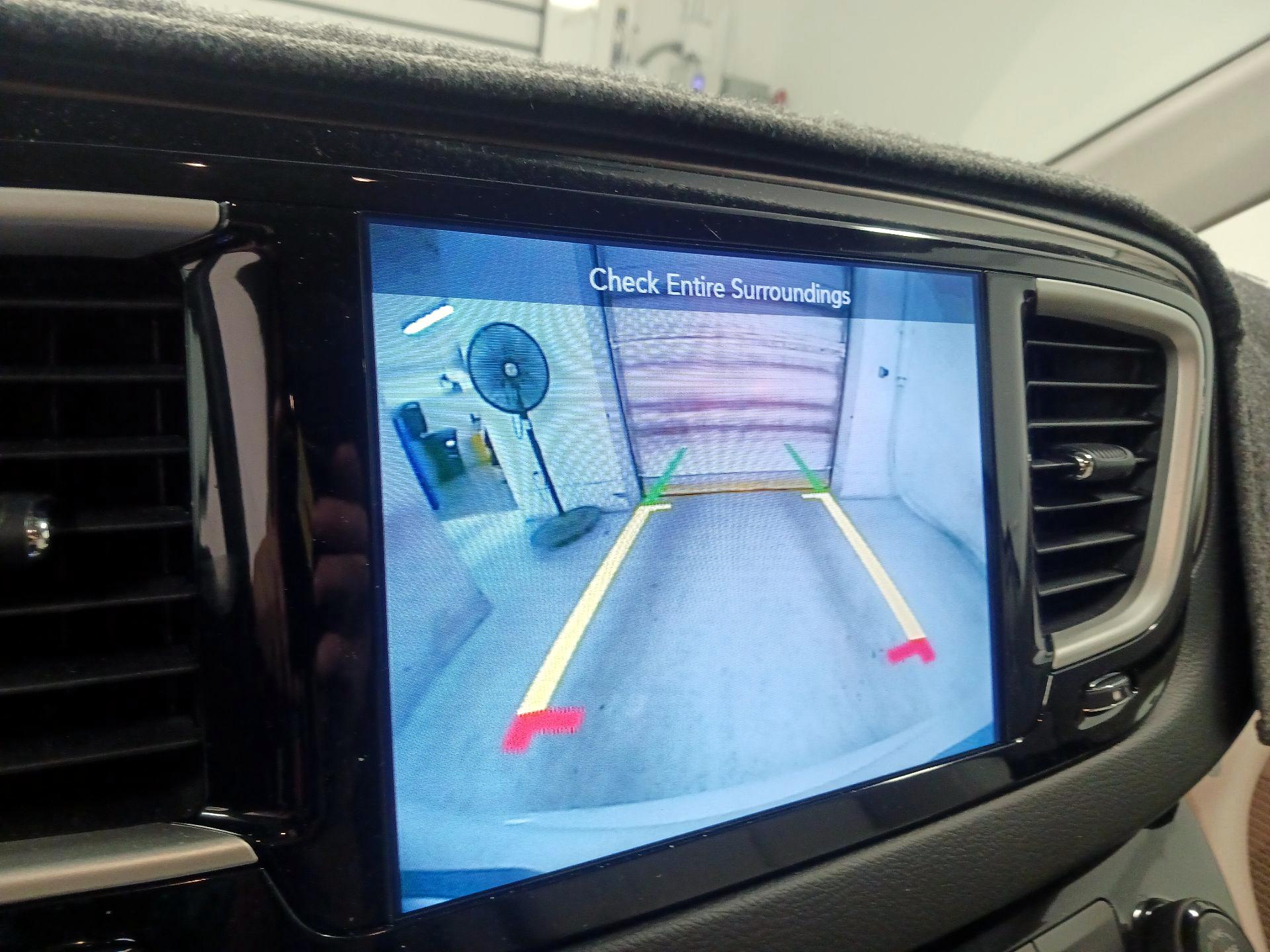 Thumbnail: 2017 Chrysler Pacifica - 14