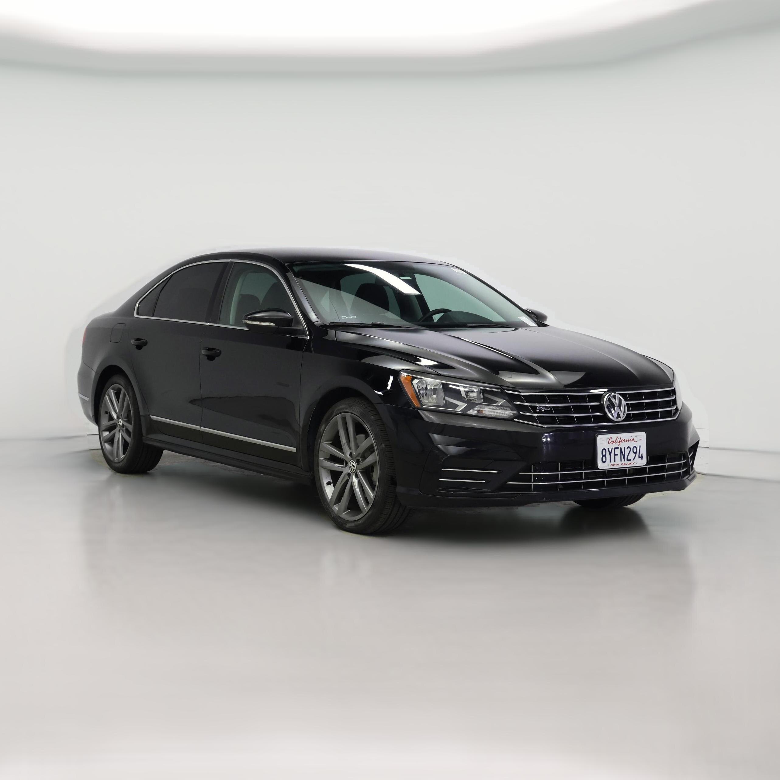 Thumbnail: 2016 Volkswagen Passat - 1