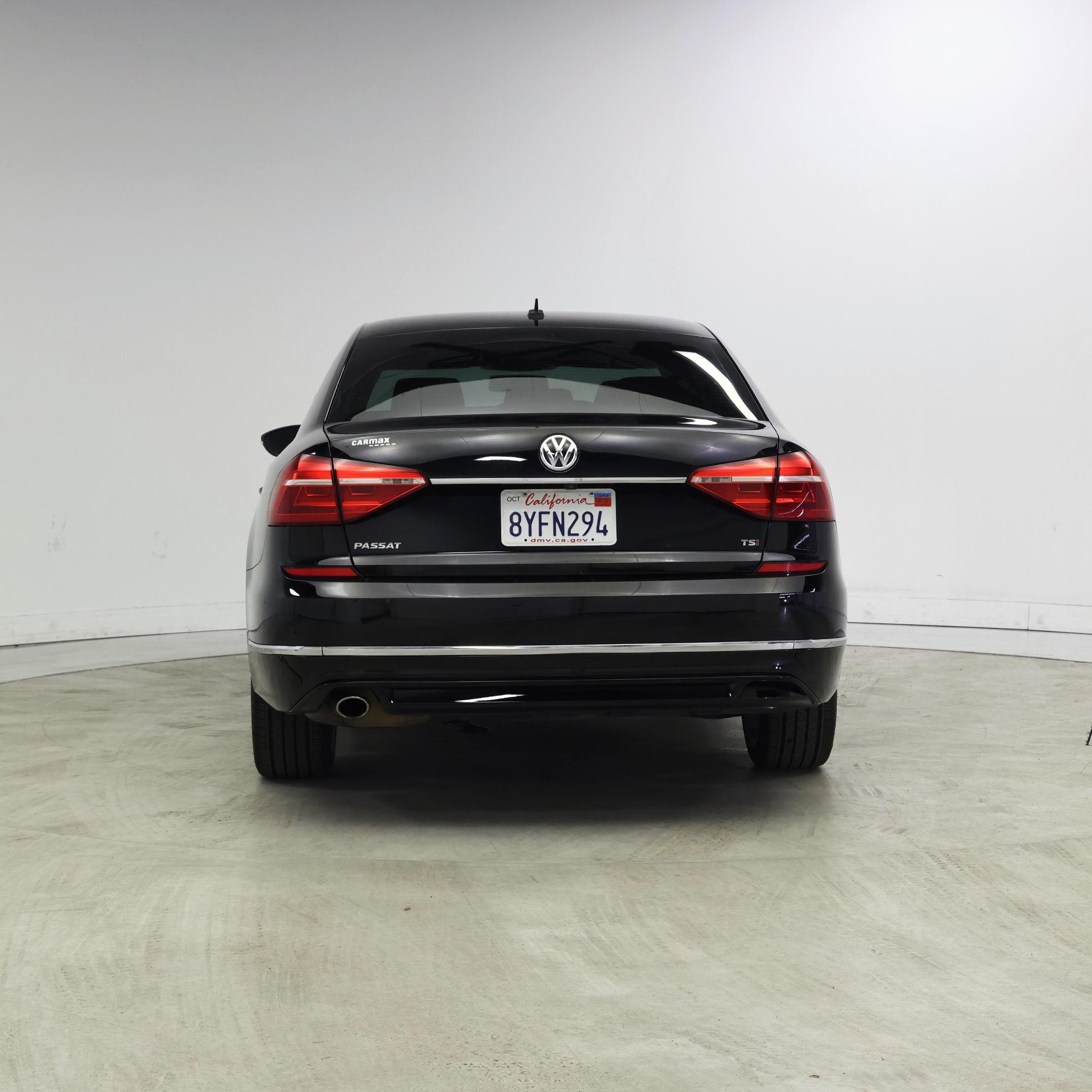 Thumbnail: 2016 Volkswagen Passat - 6