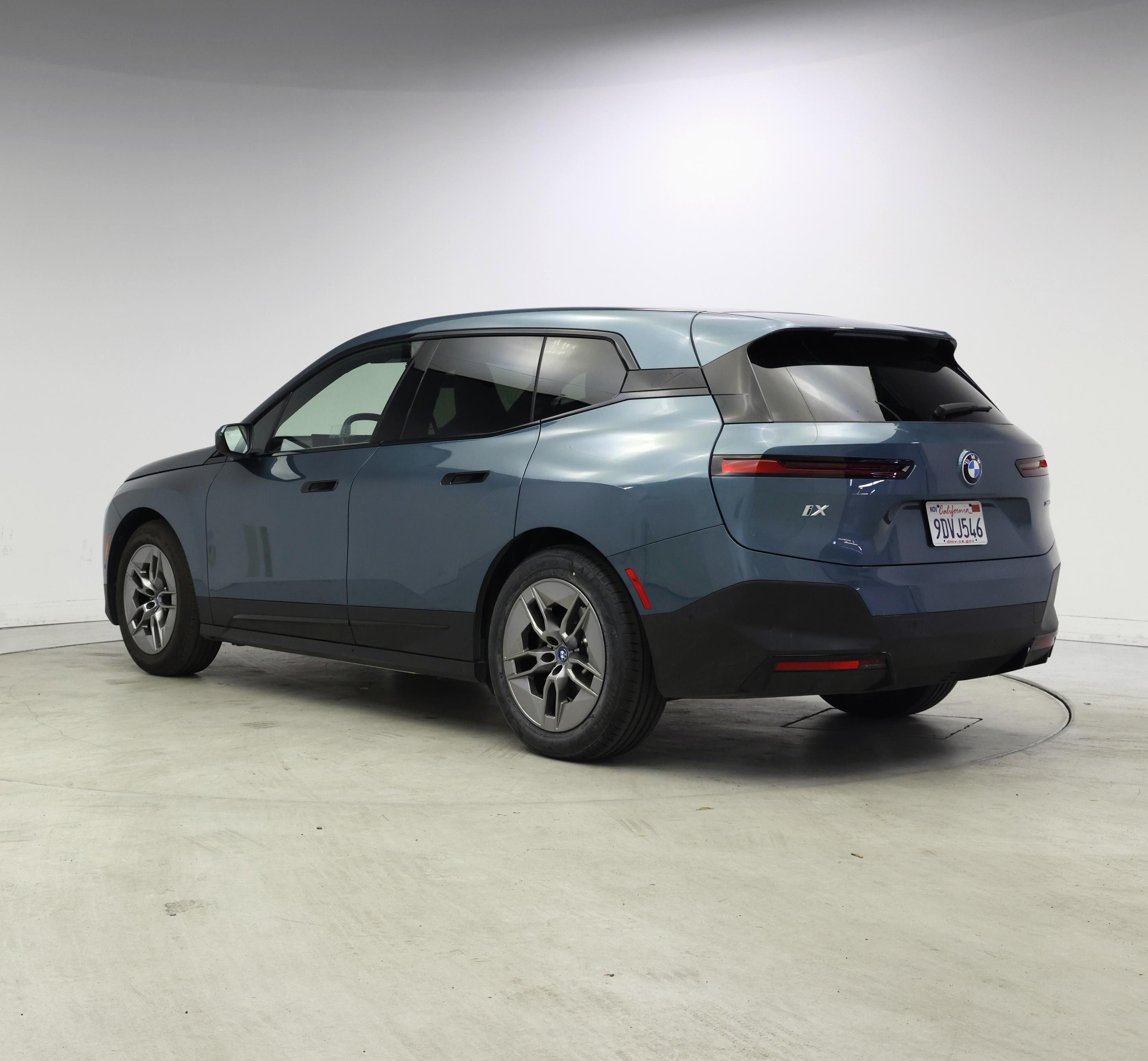 Thumbnail: 2023 BMW iX - 2