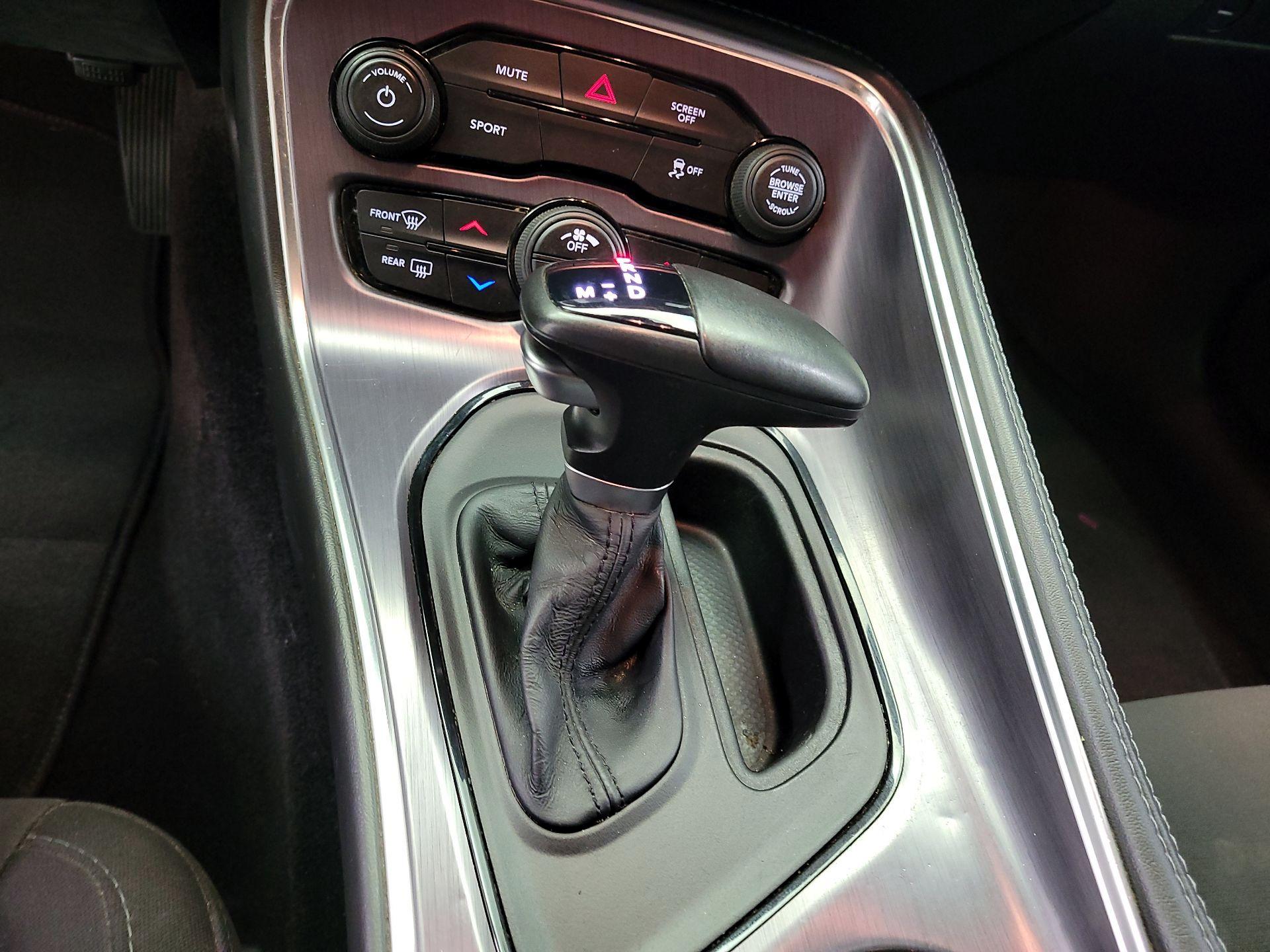 Thumbnail: 2018 Dodge Challenger - 15