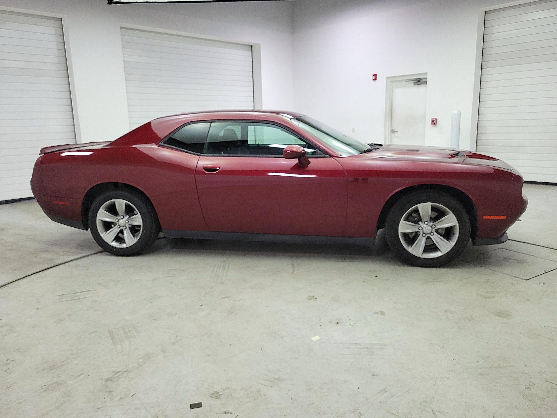 Thumbnail: 2018 Dodge Challenger - 4